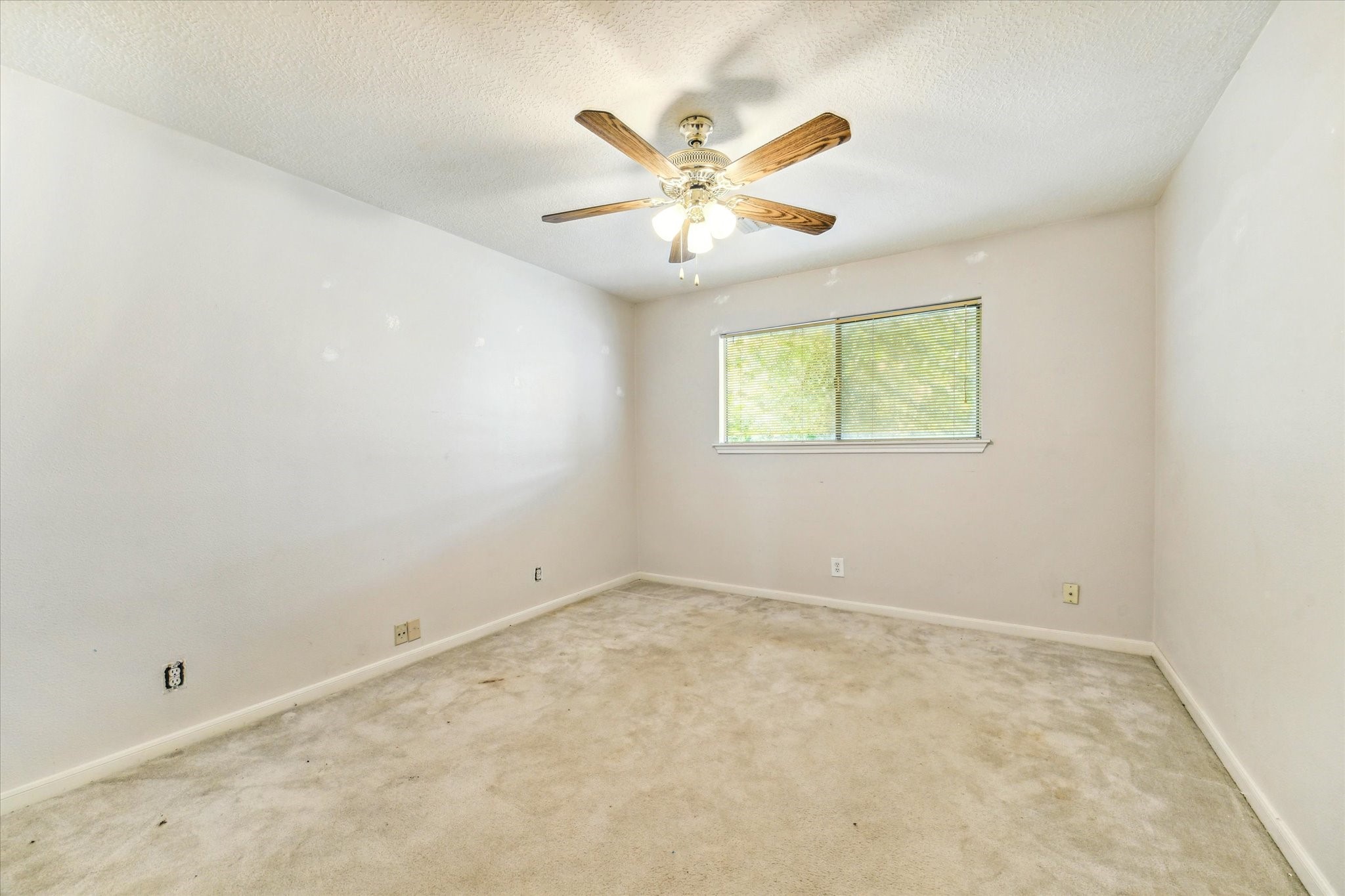 2739 Blue Glen Lane Property Photo 23