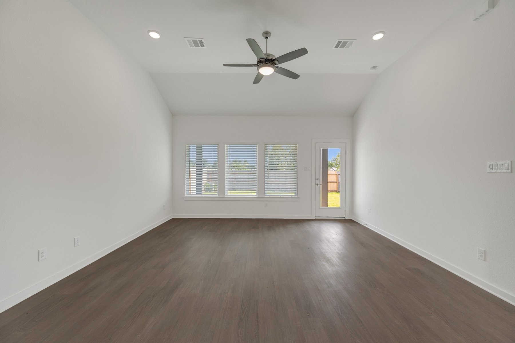 32539 Summer Vista Lane Property Photo 4