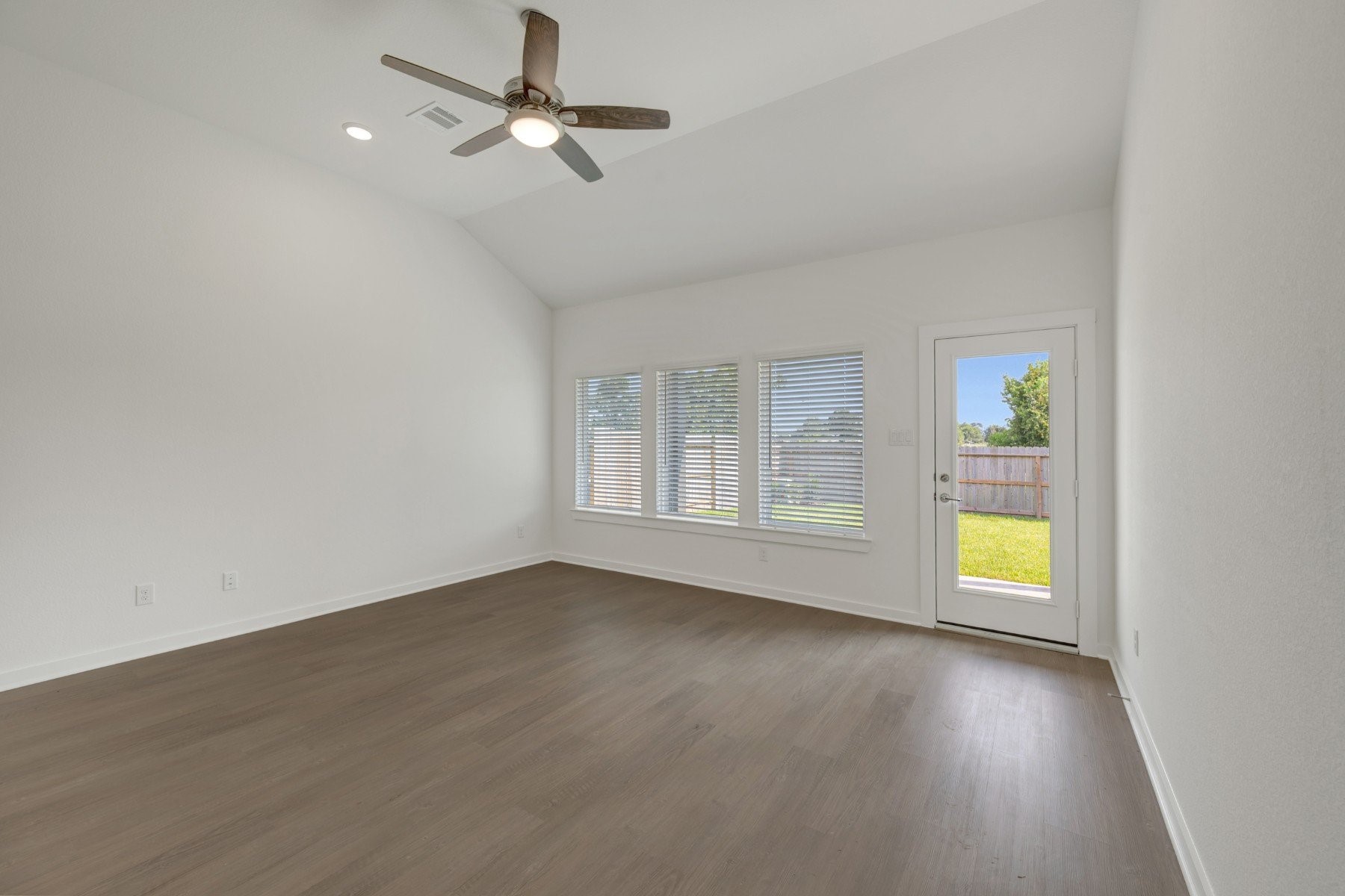 32539 Summer Vista Lane Property Photo 23