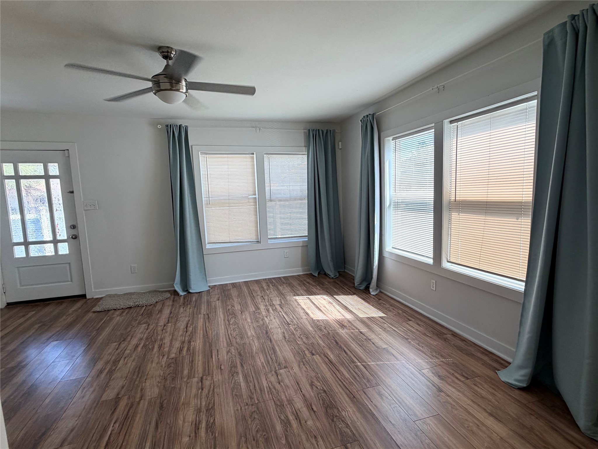 1126 Ryon St A Property Photo 8