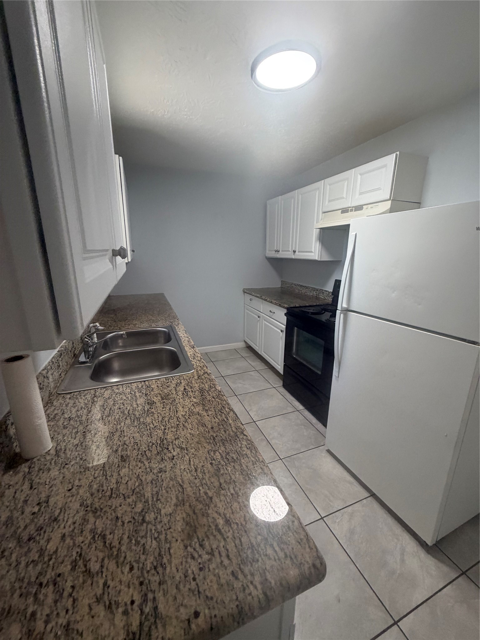 5047 Nassau Road B Property Photo 7