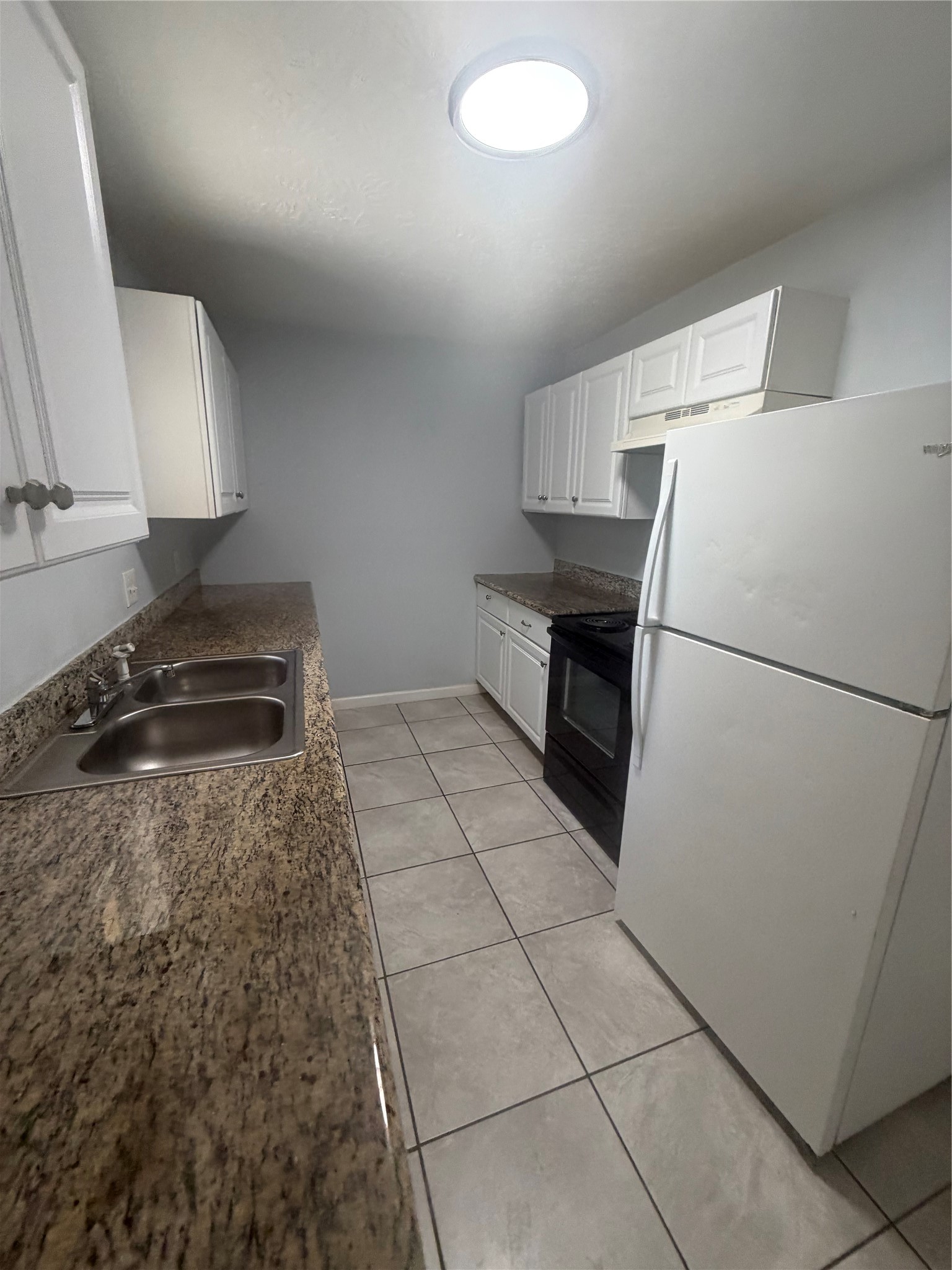 5047 Nassau Road B Property Photo 8