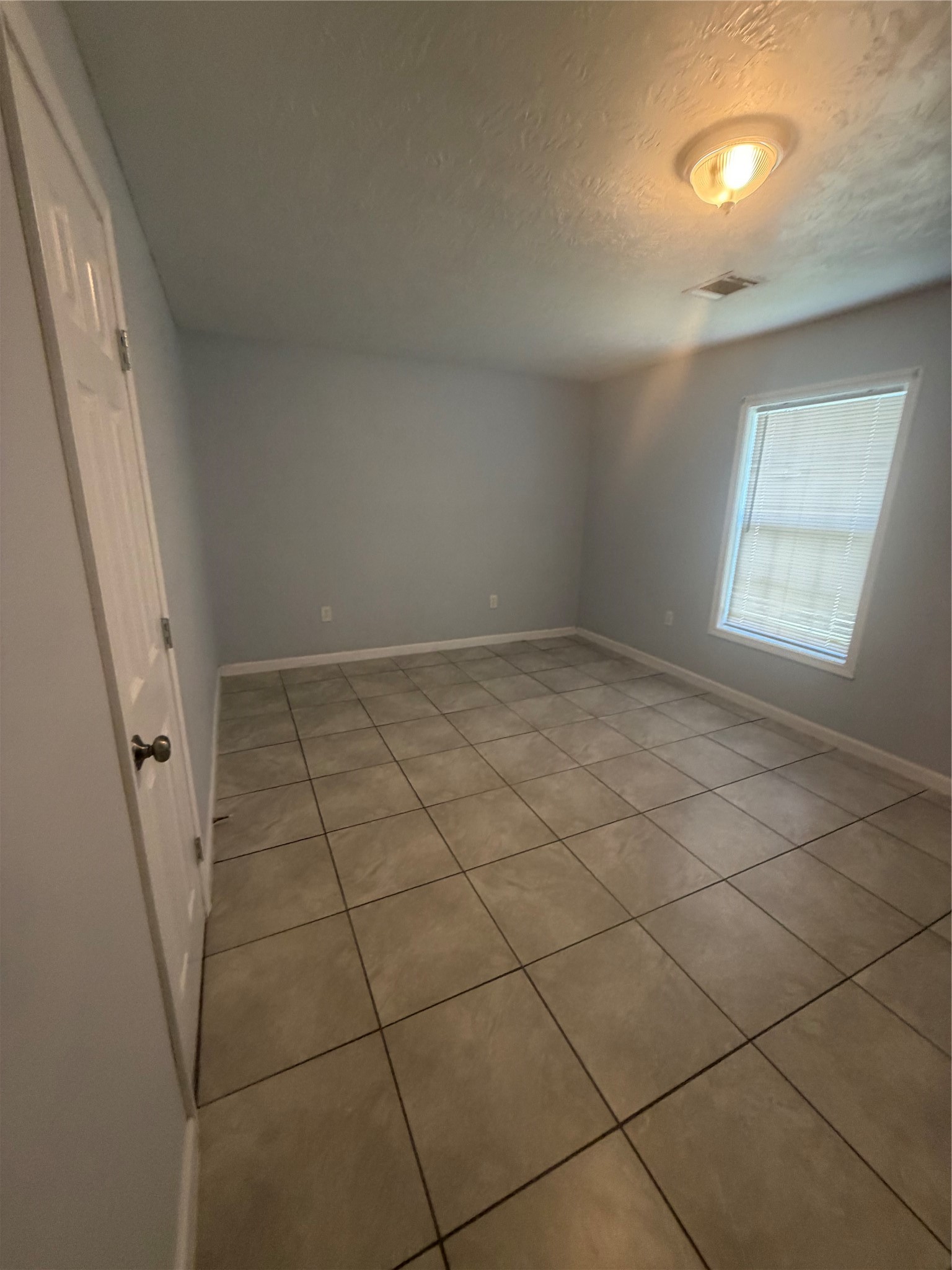 5047 Nassau Road B Property Photo 11