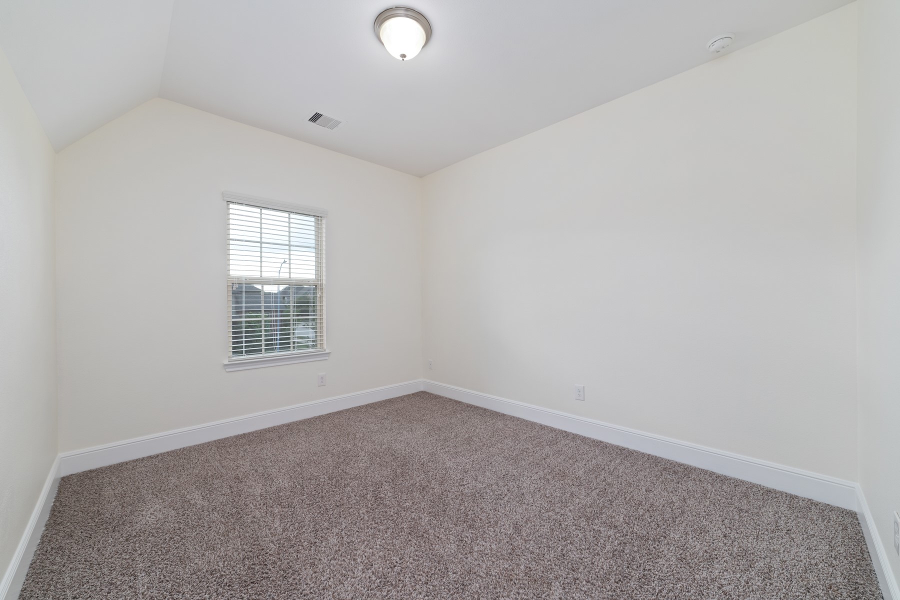 11103 Dowbeck Avenue Property Photo 35