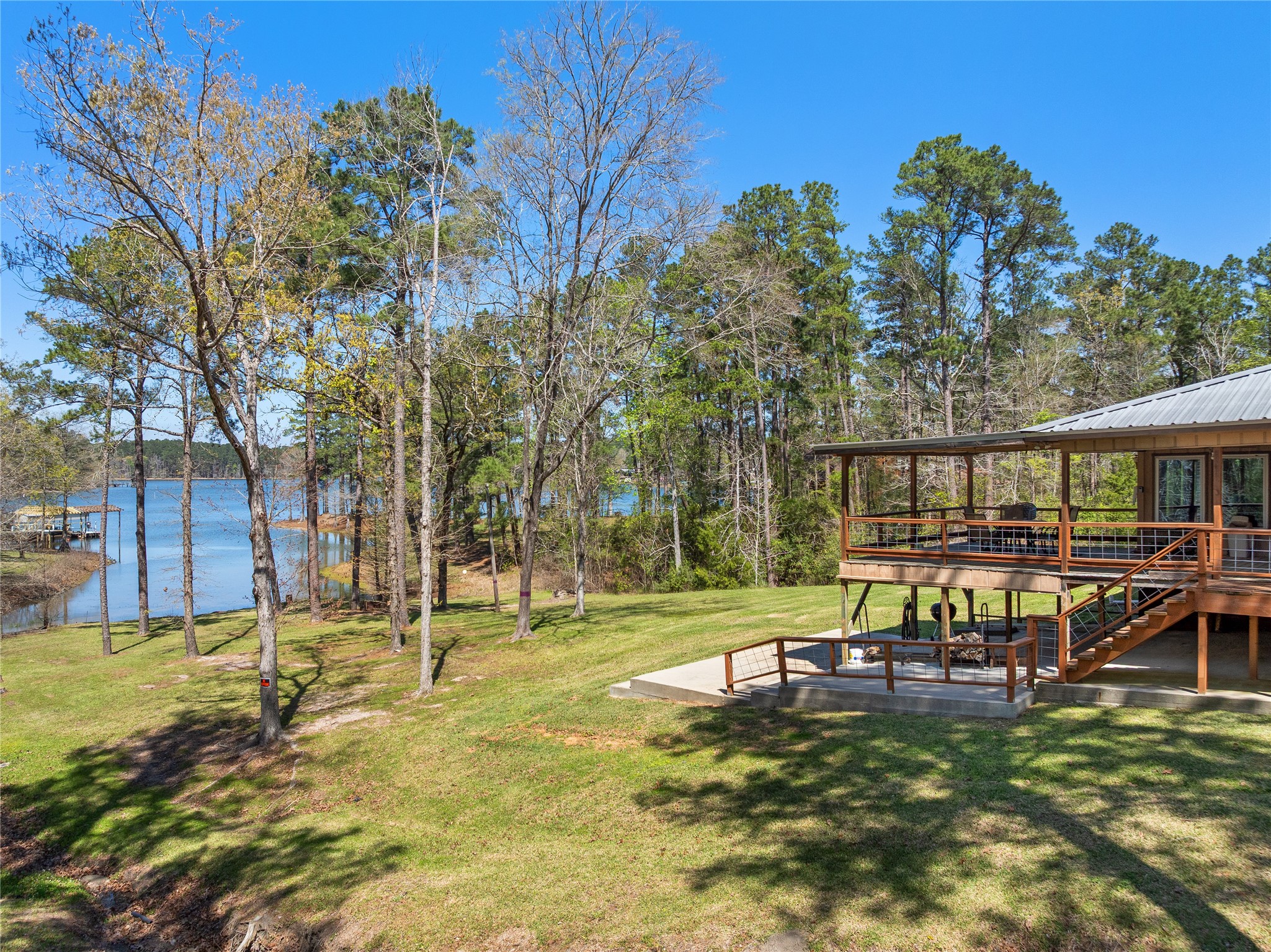 286 Lynwood Property Photo 9