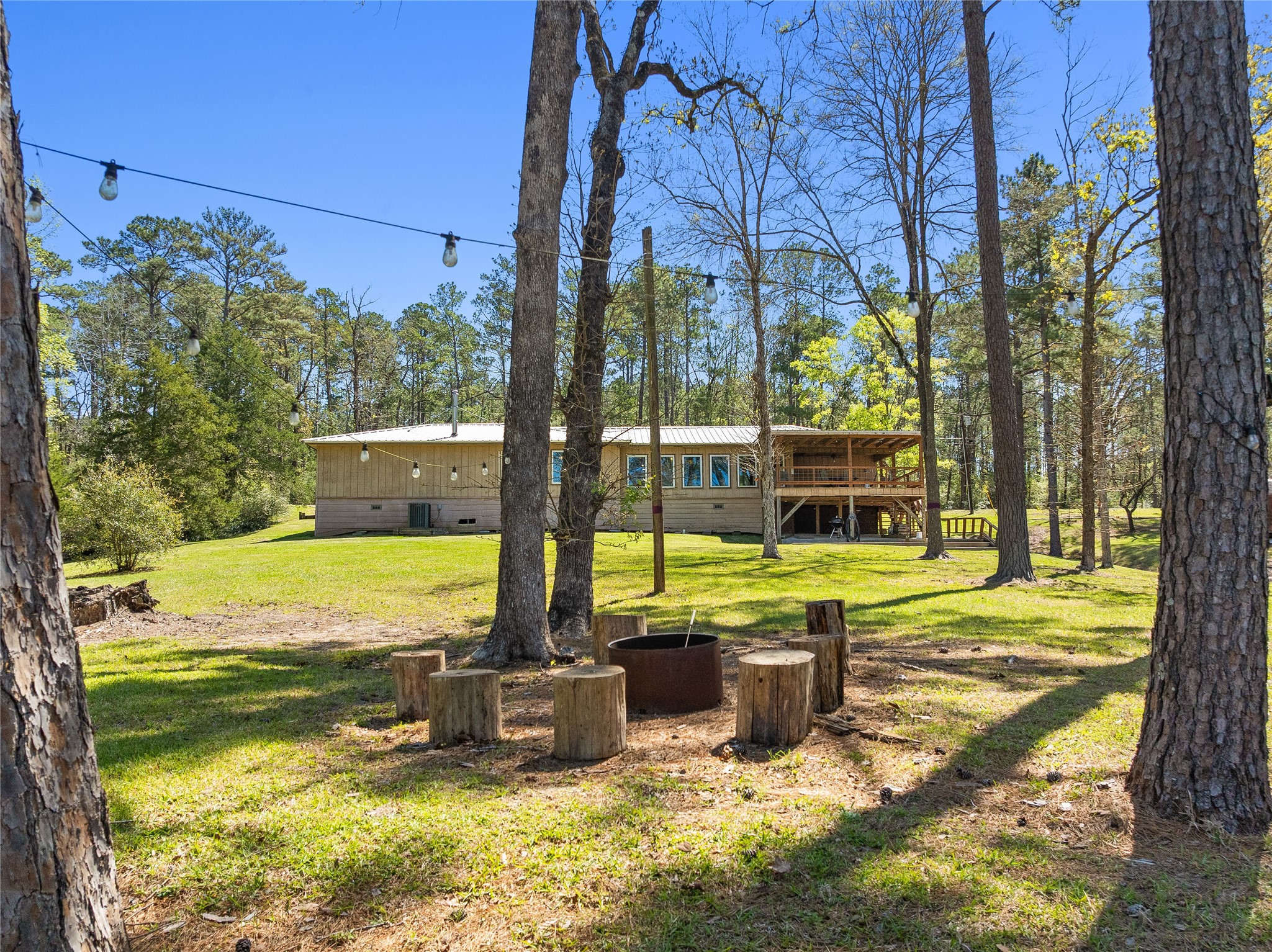286 Lynwood Property Photo 10