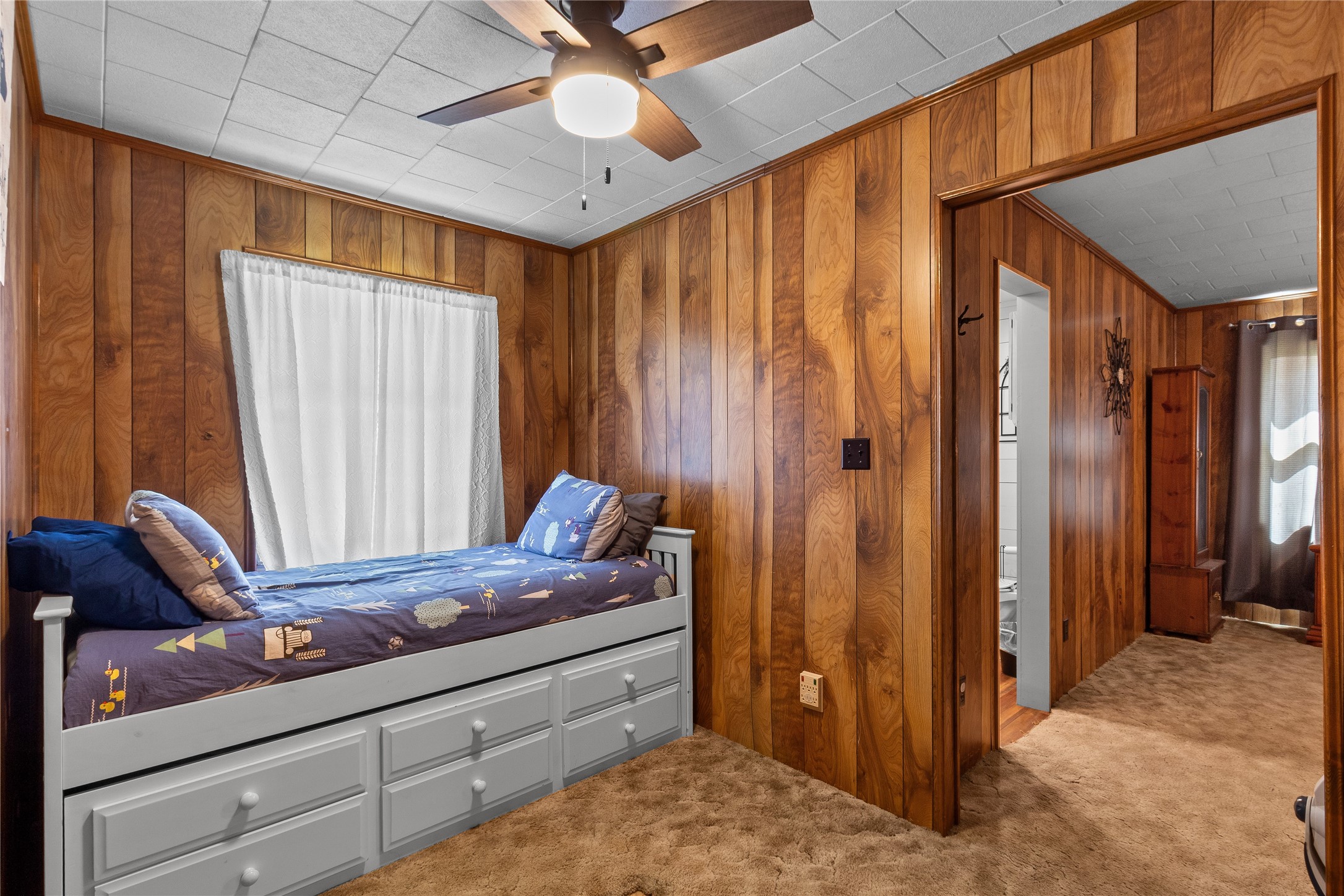 286 Lynwood Property Photo 22