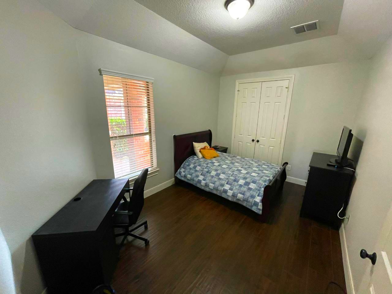 5434 Faircreek Lane Property Photo 31