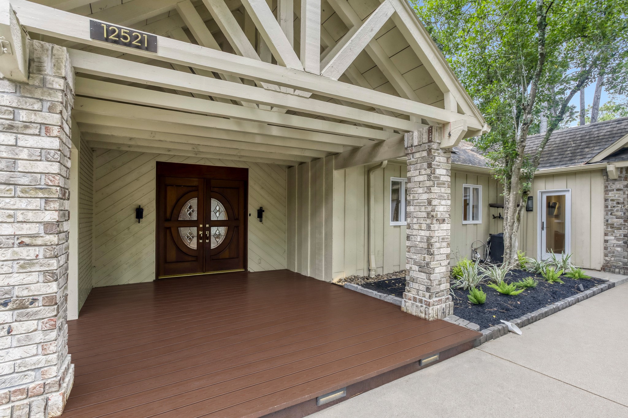 12521 Broken Bough Drive Property Photo 3