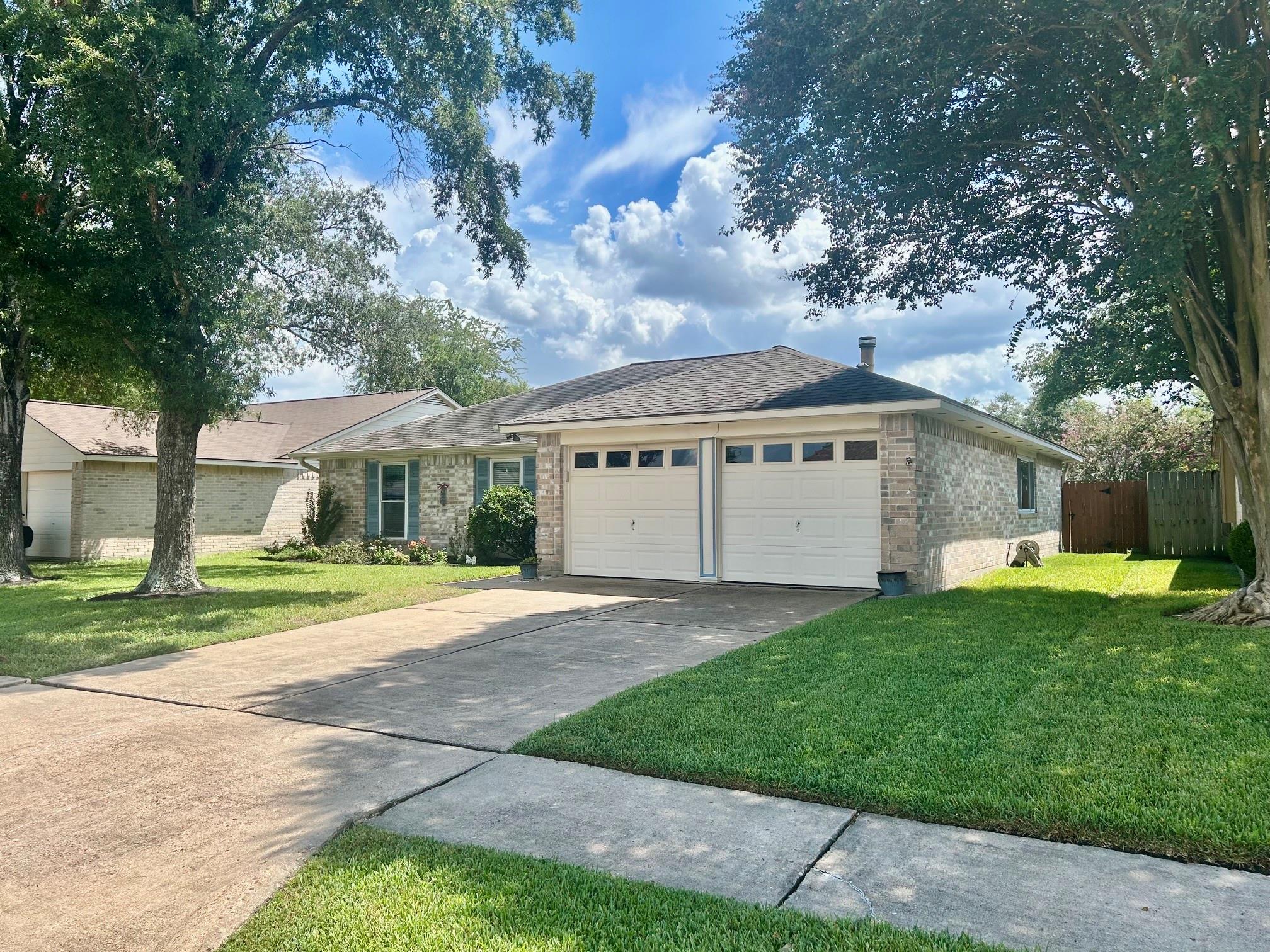 13611 Oak Ledge Drive, Houston Tx 77065 Property Photo 3