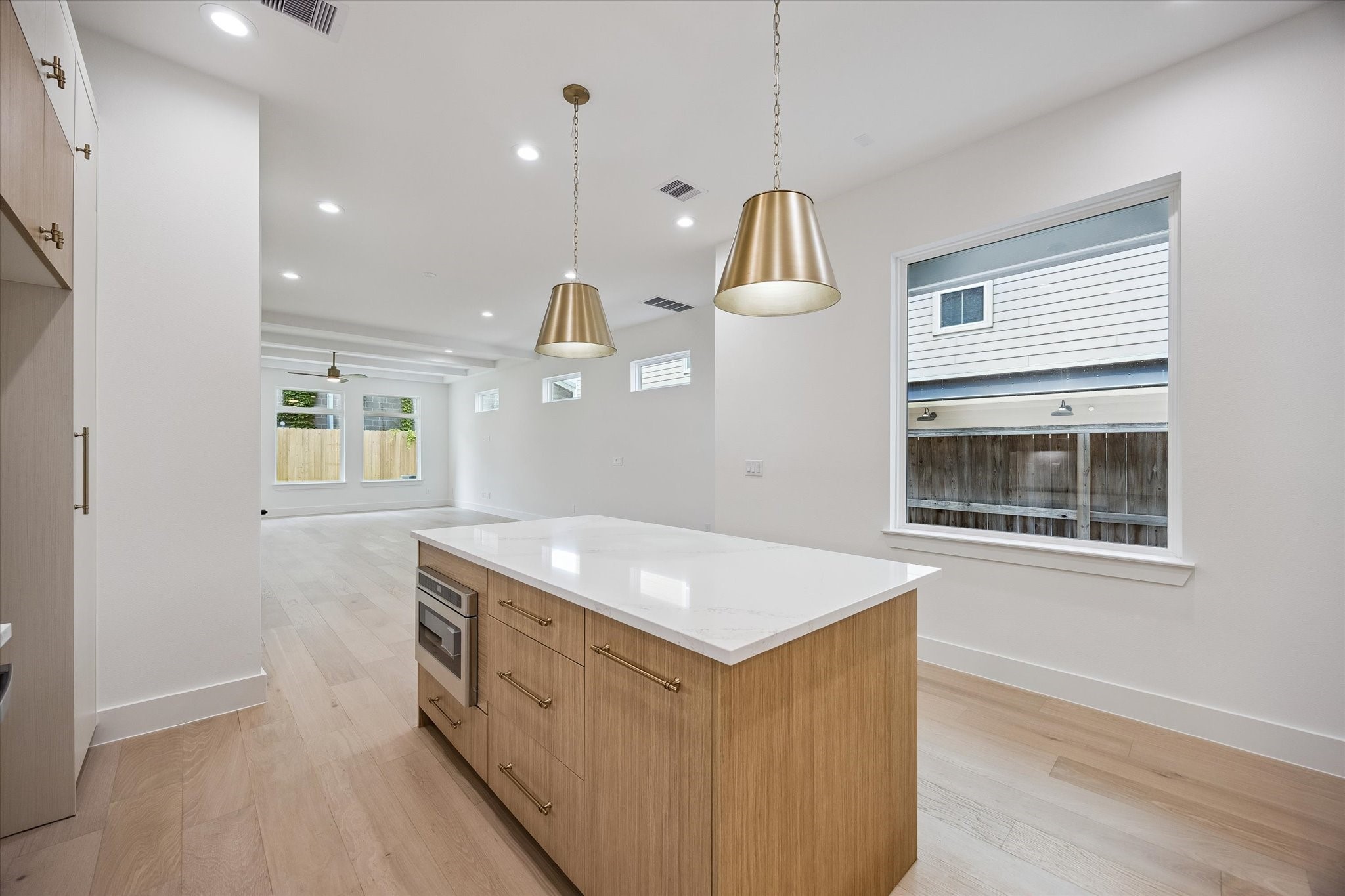 5339 A Larkin Street Property Photo 13