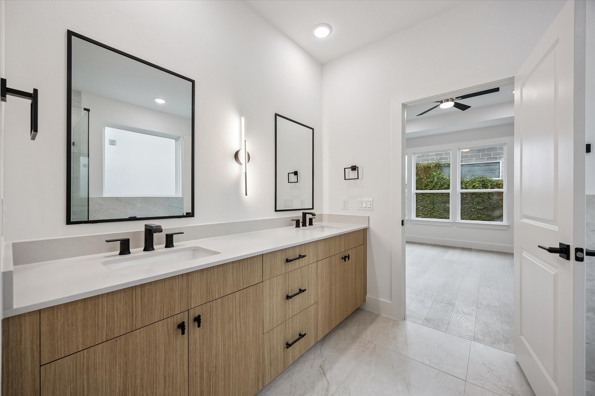 5339 A Larkin Street Property Photo 29