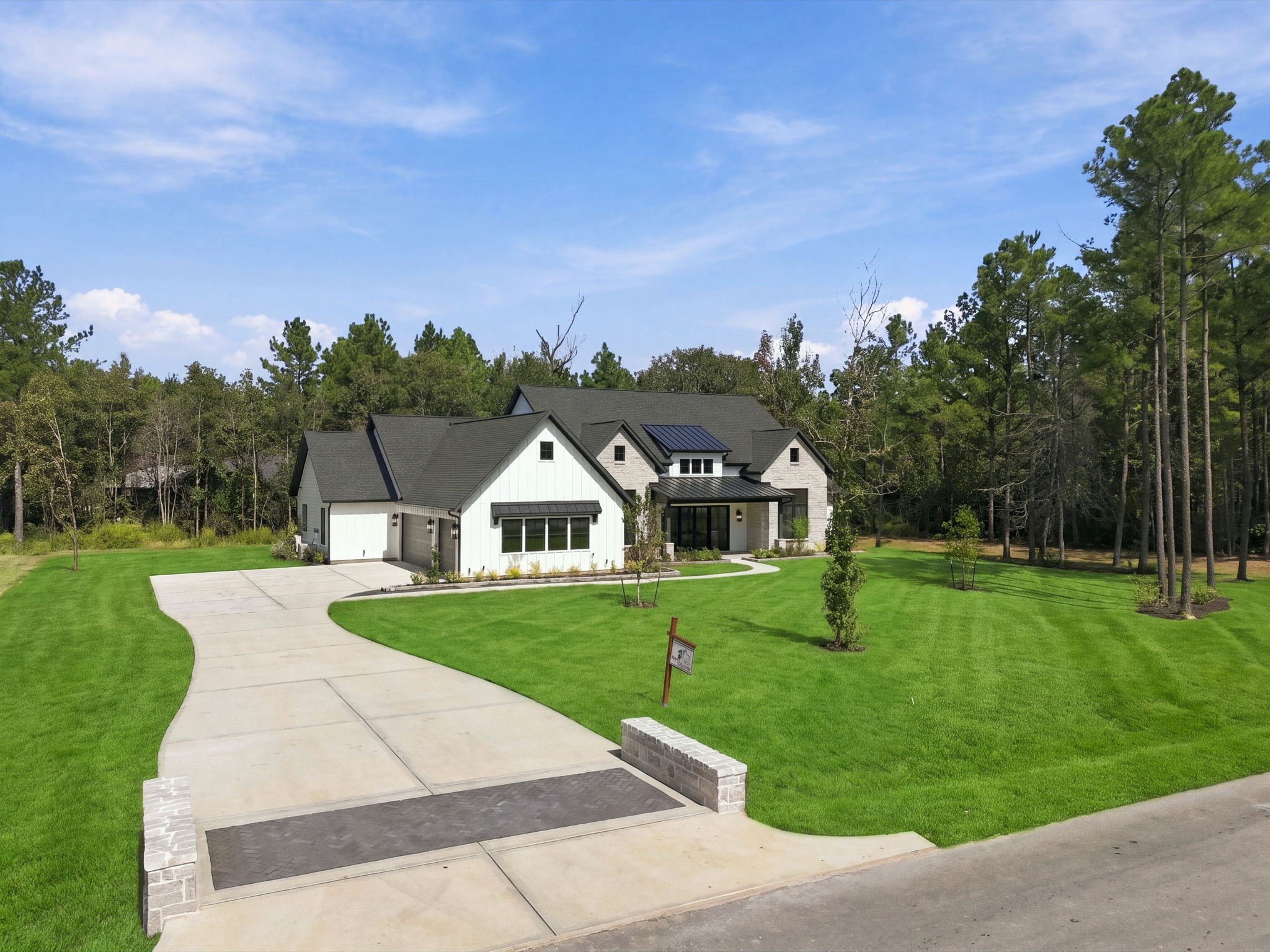 25080 Seguin Trail Property Photo 2