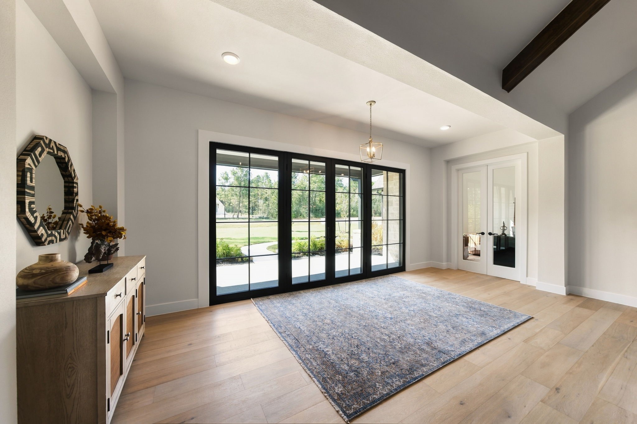 25080 Seguin Trail Property Photo 4