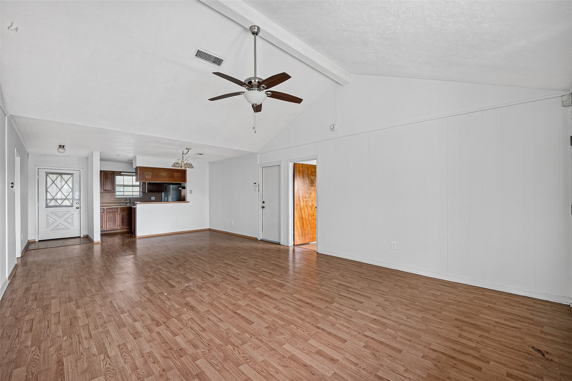 4701 Crepe Myrtle Lane Property Photo 5