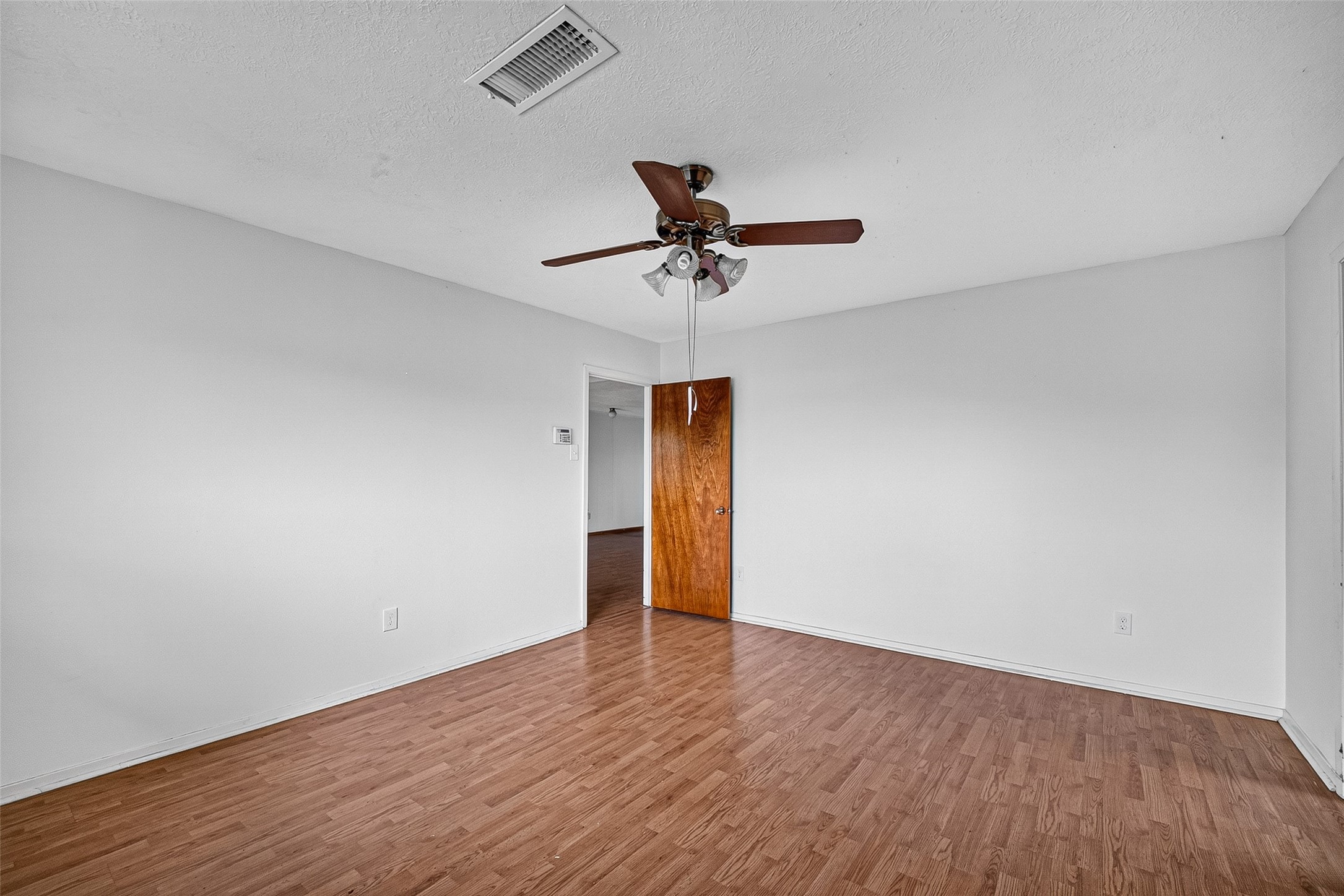 4701 Crepe Myrtle Lane Property Photo 10