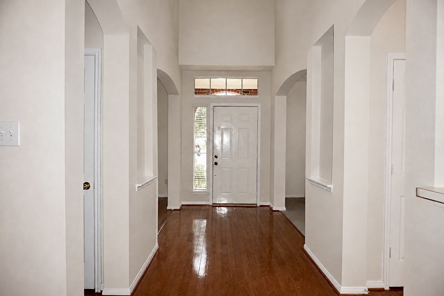 12206 Gatemont Court Property Photo 19
