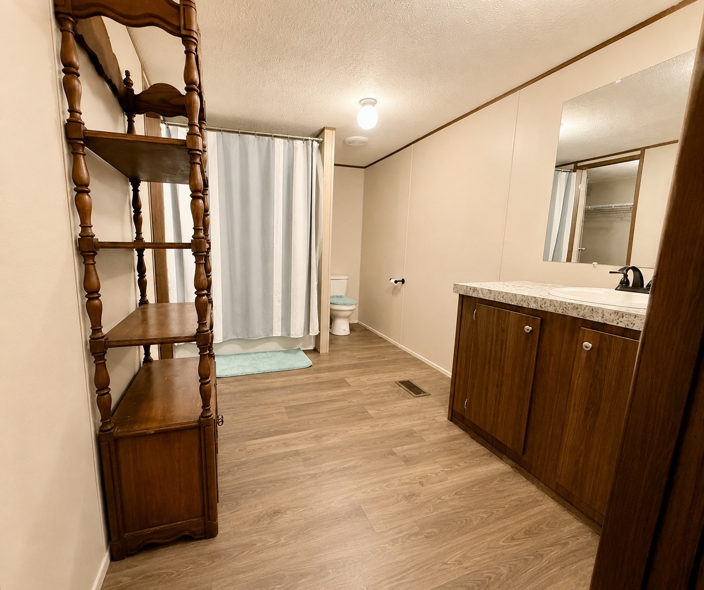 235 Red Oak Property Photo 18