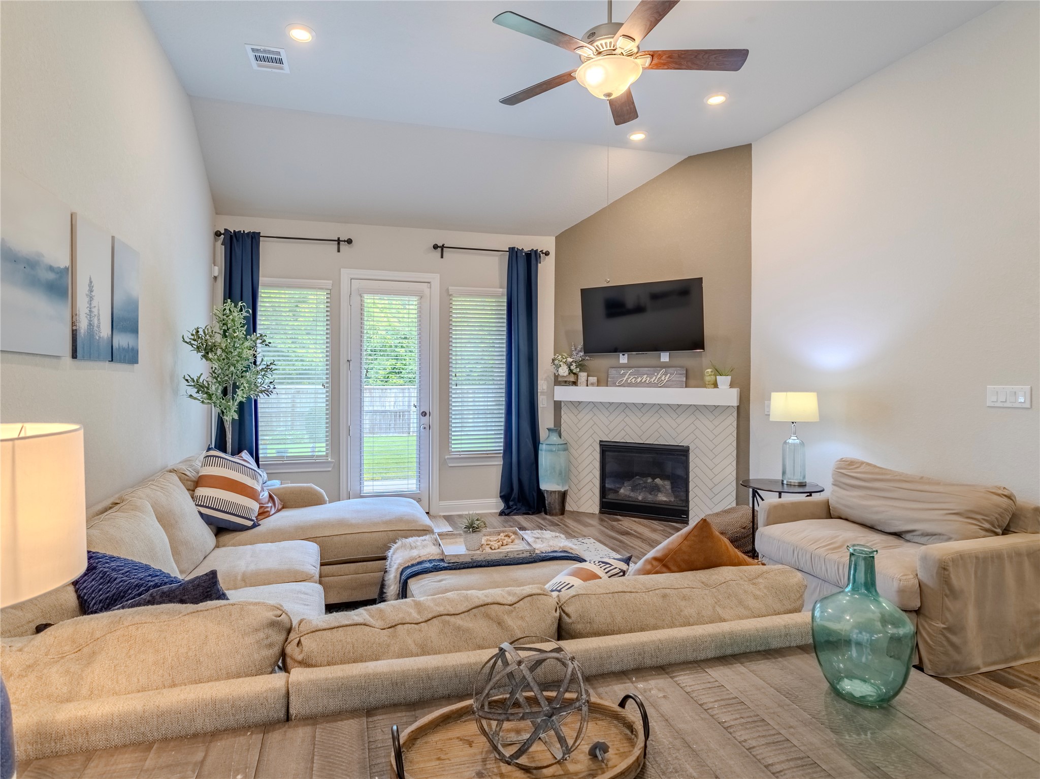 10923 Texas Rose Drive Property Photo 25