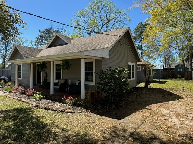 216 S William Barnett Avenue Property Photo 3