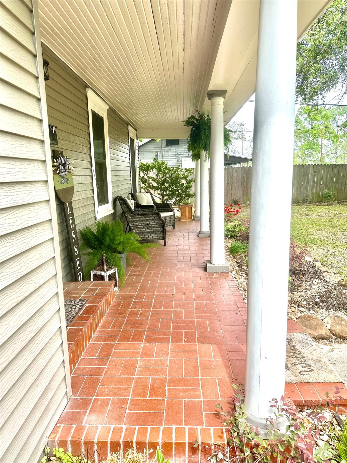 216 S William Barnett Avenue Property Photo 23