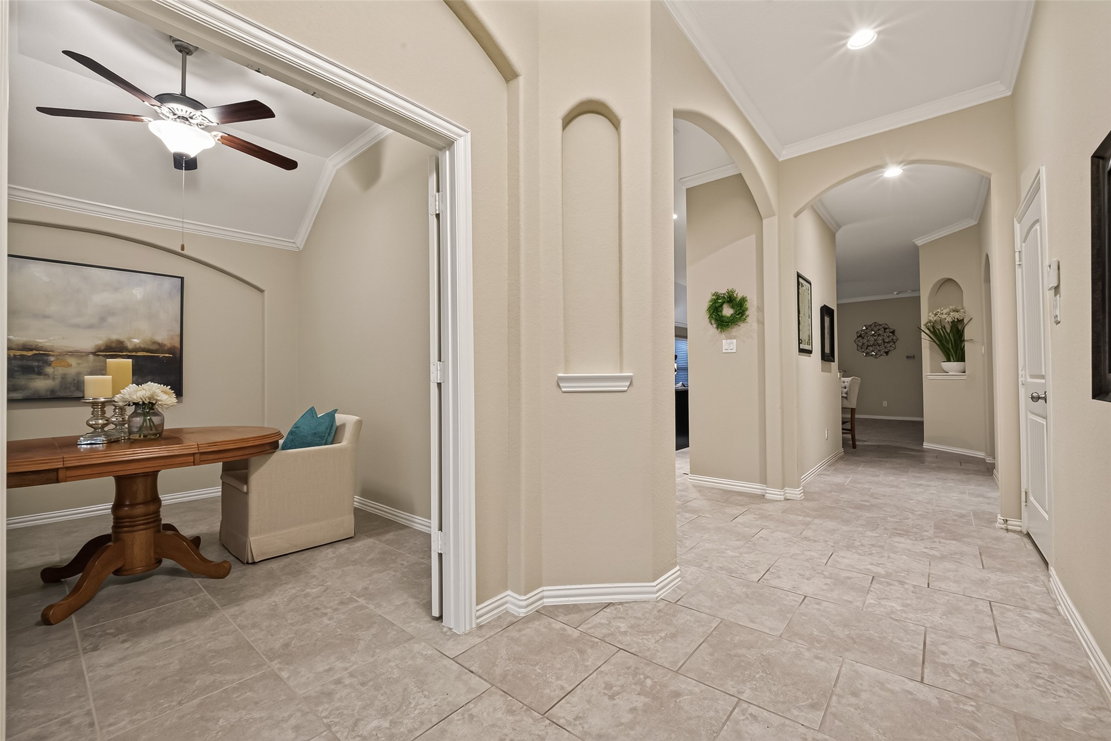 6807 Peach Mill Lane Property Photo 8