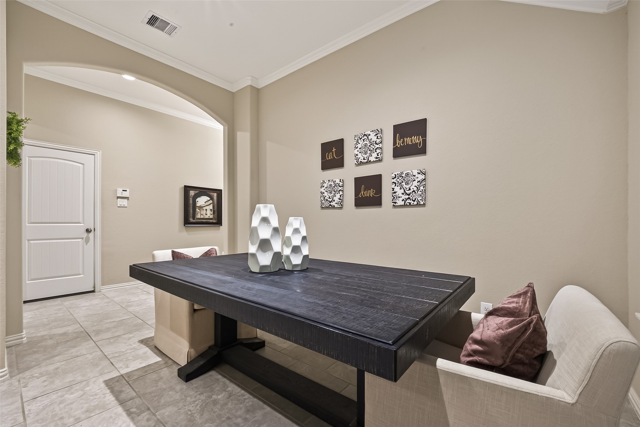 6807 Peach Mill Lane Property Photo 15