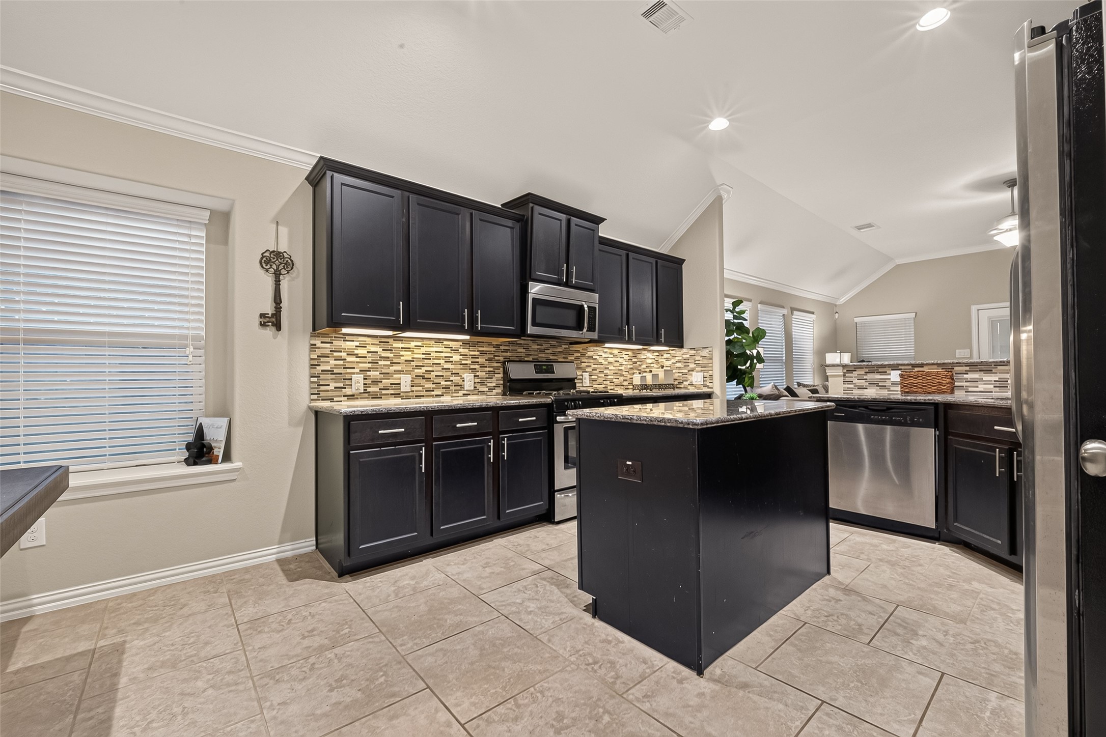 6807 Peach Mill Lane Property Photo 17