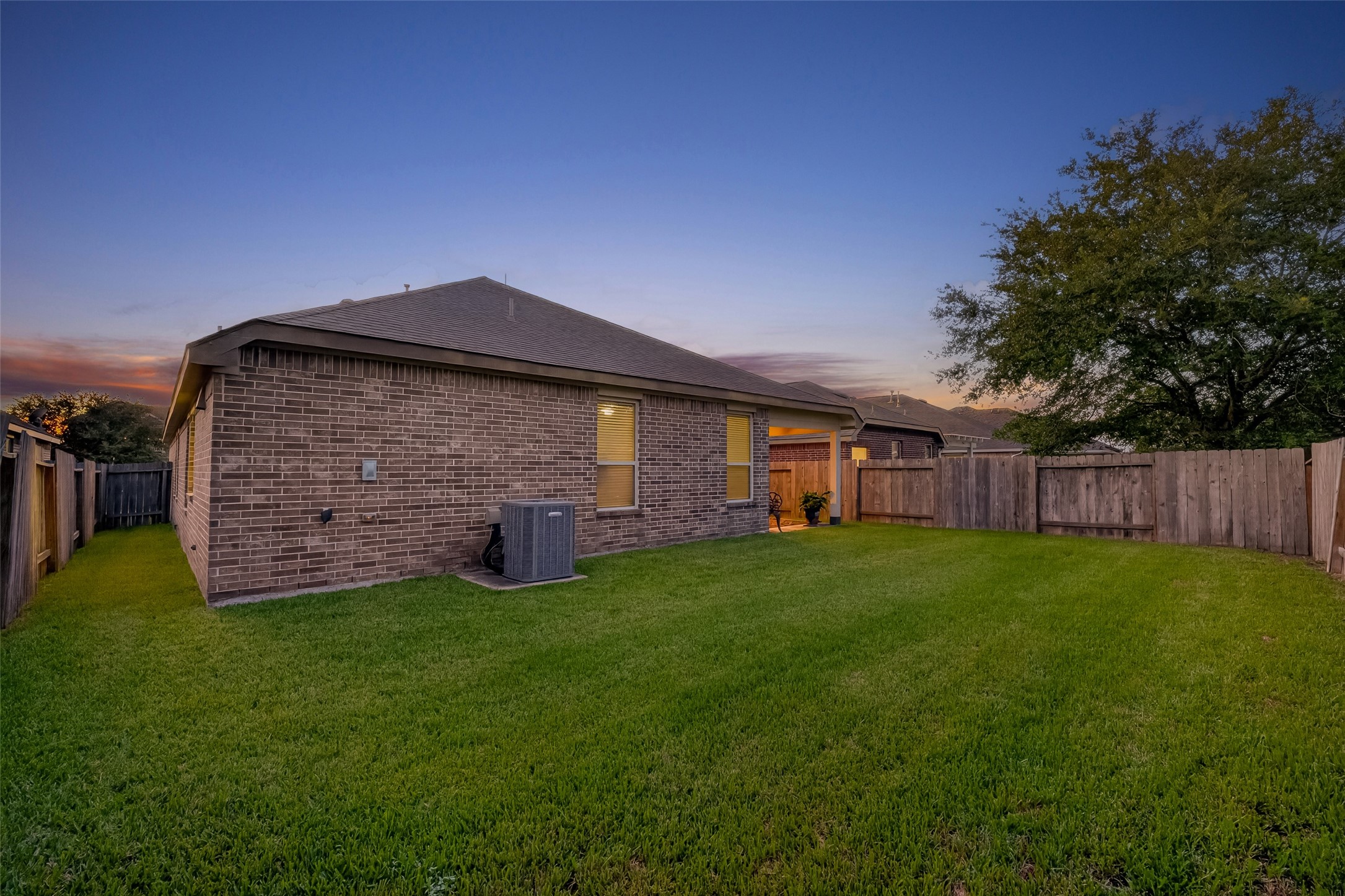 6807 Peach Mill Lane Property Photo 45