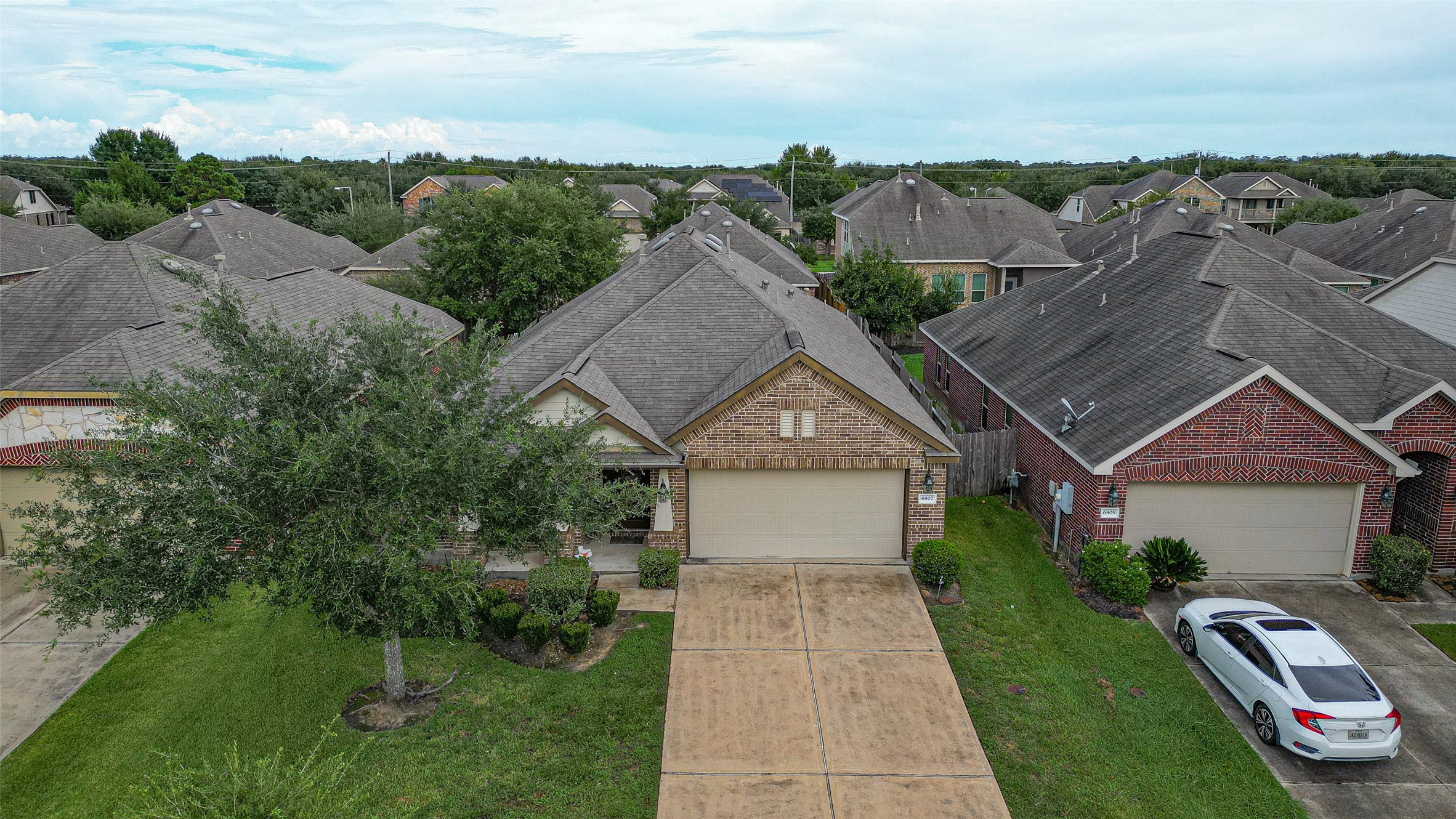 6807 Peach Mill Lane Property Photo 46
