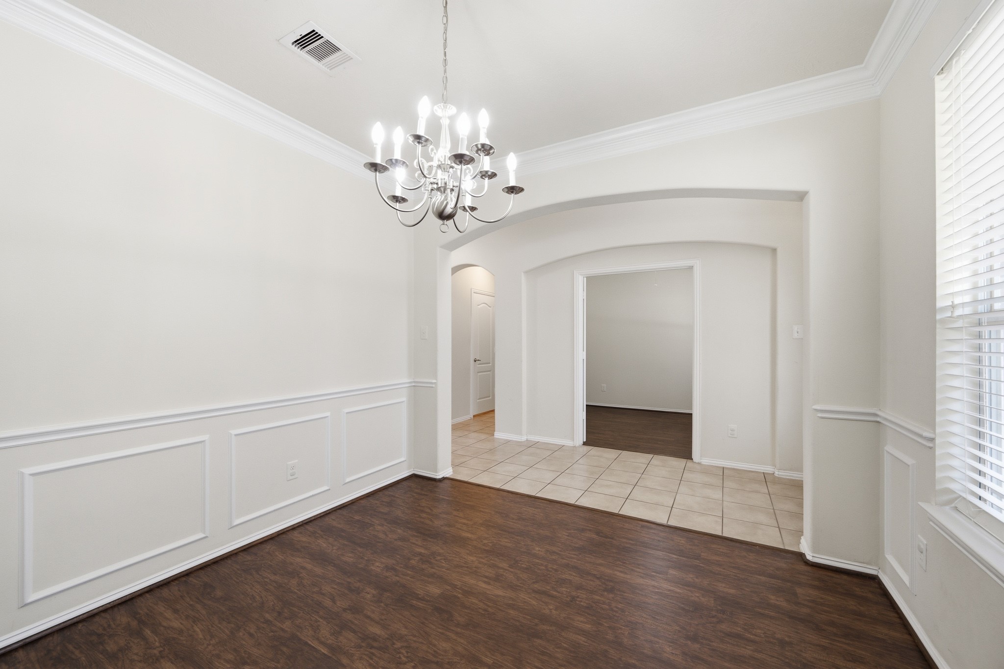 2117 Rushing Spring Drive Property Photo 6