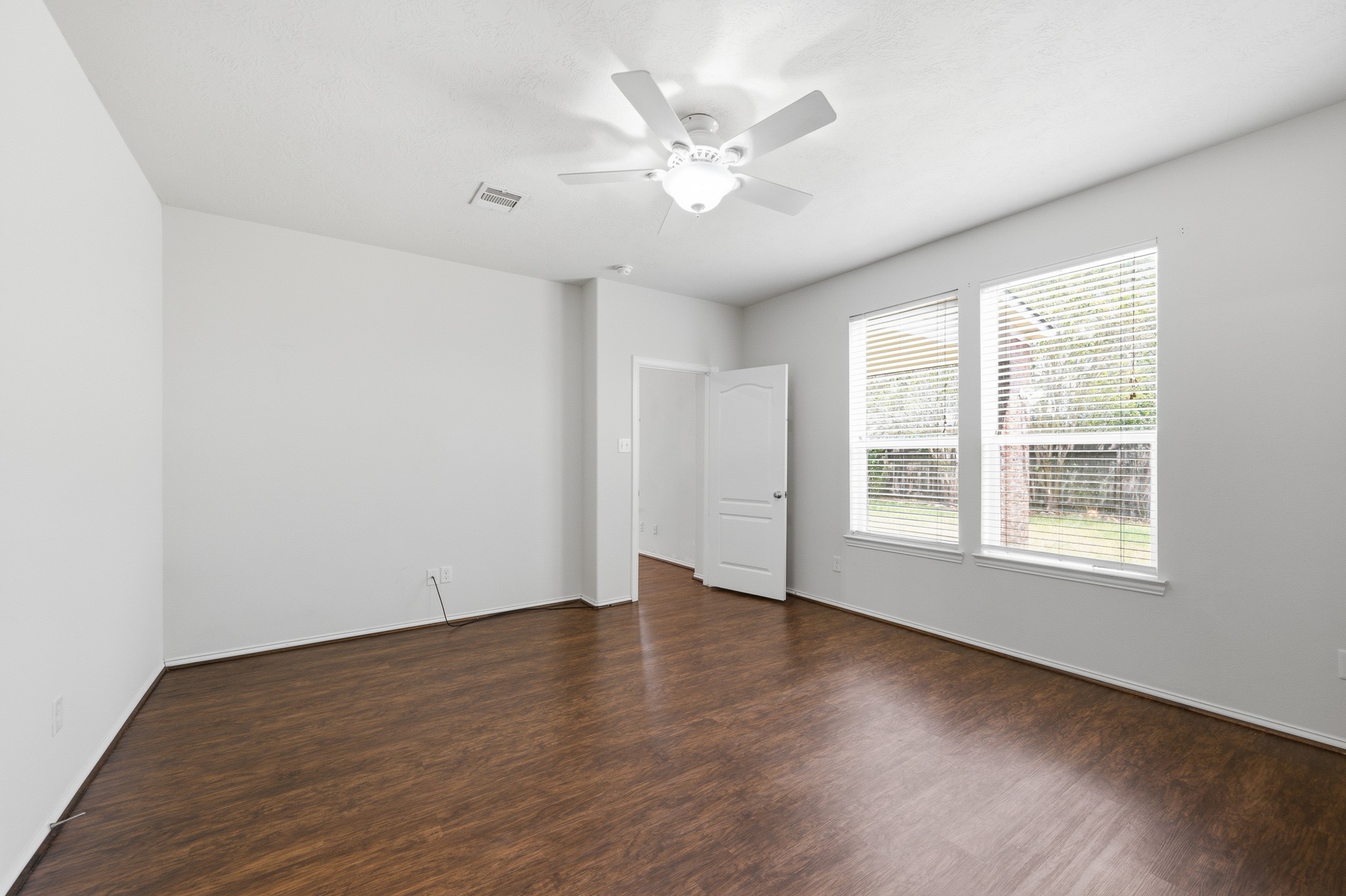 2117 Rushing Spring Drive Property Photo 22