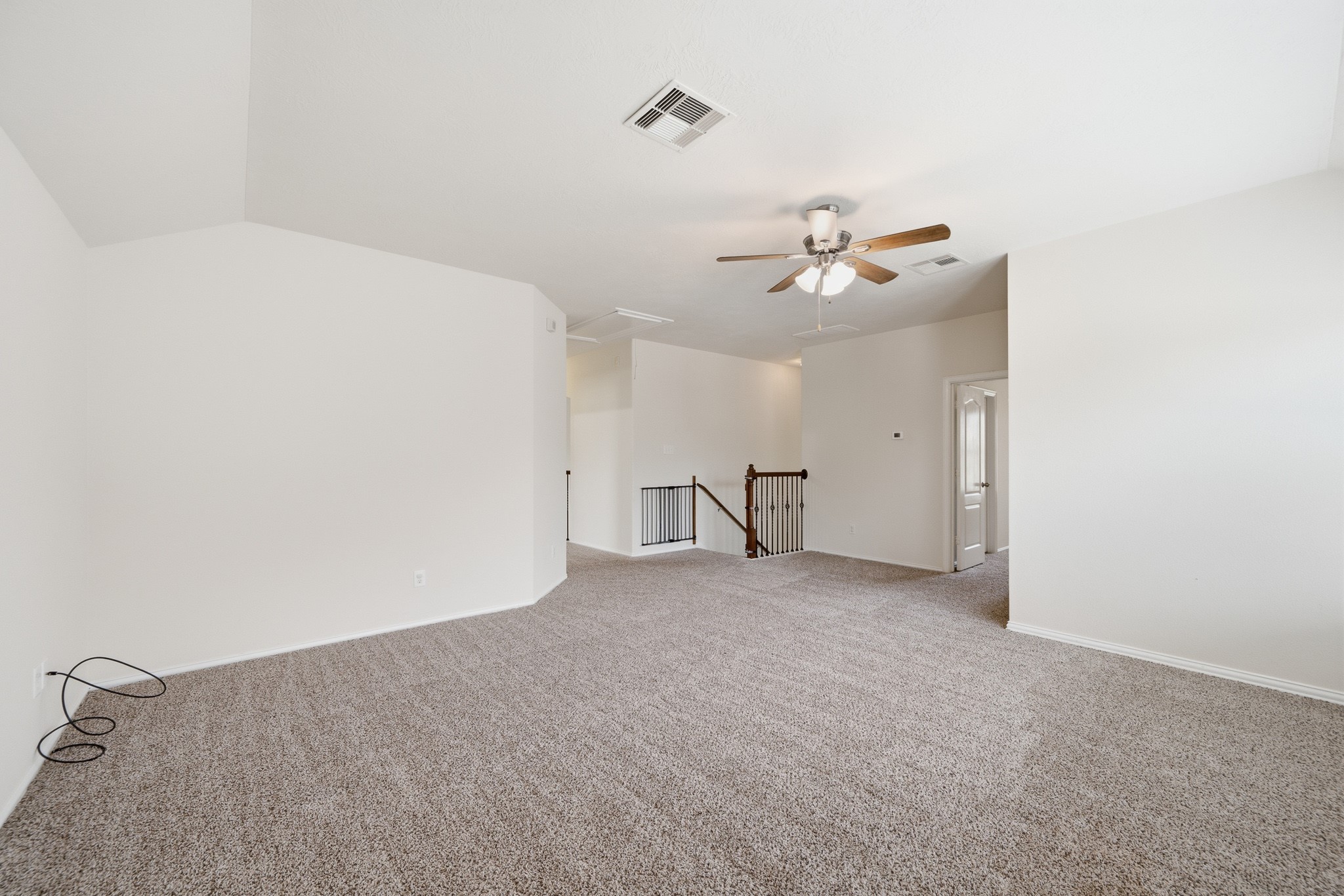 2117 Rushing Spring Drive Property Photo 28