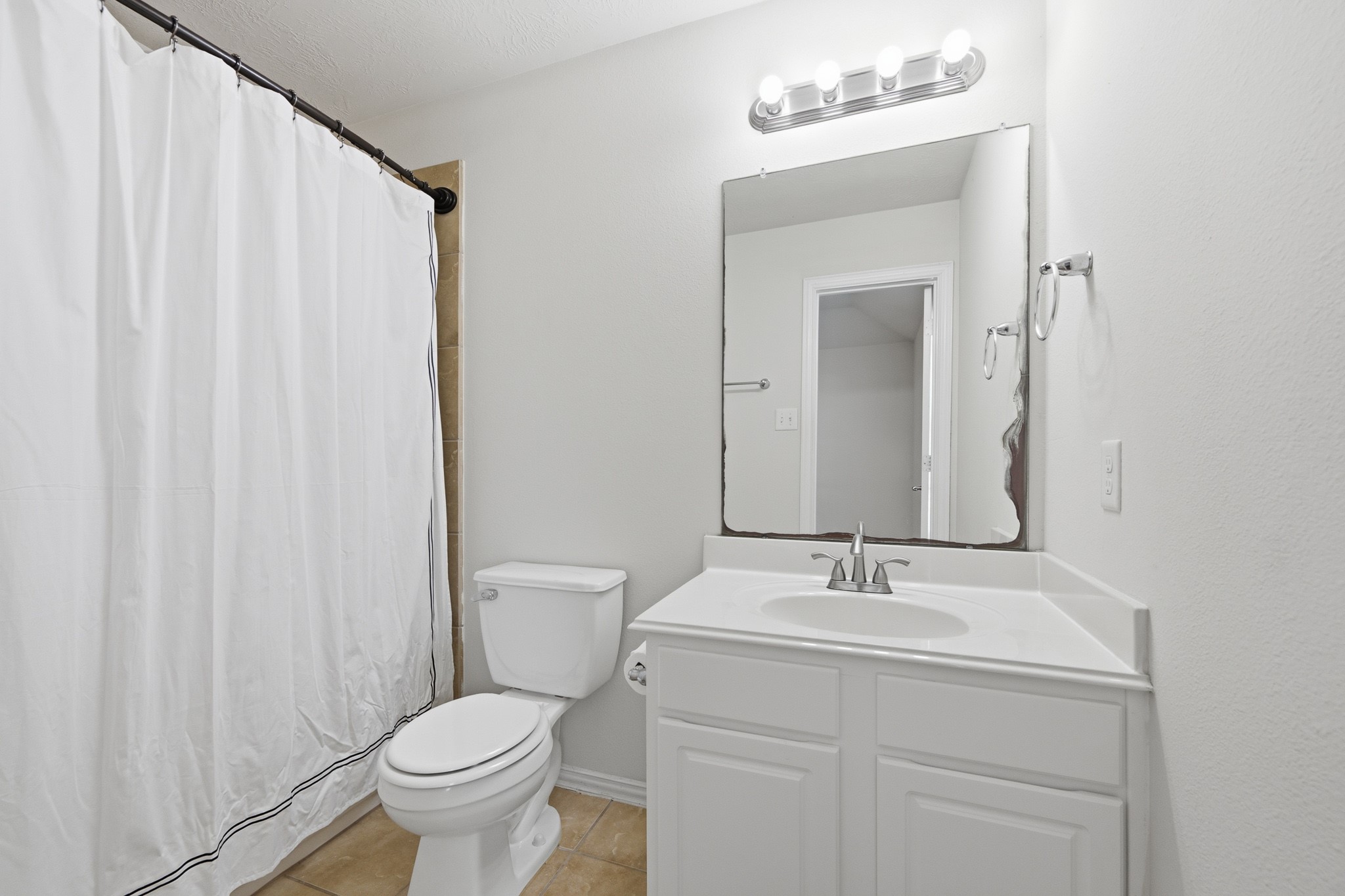 2117 Rushing Spring Drive Property Photo 31