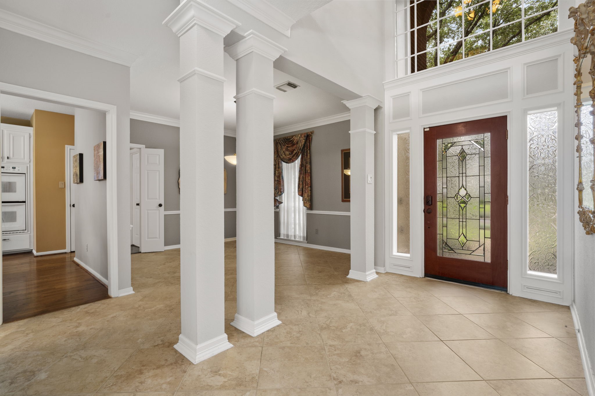 23 Saint Simons Court Property Photo 6