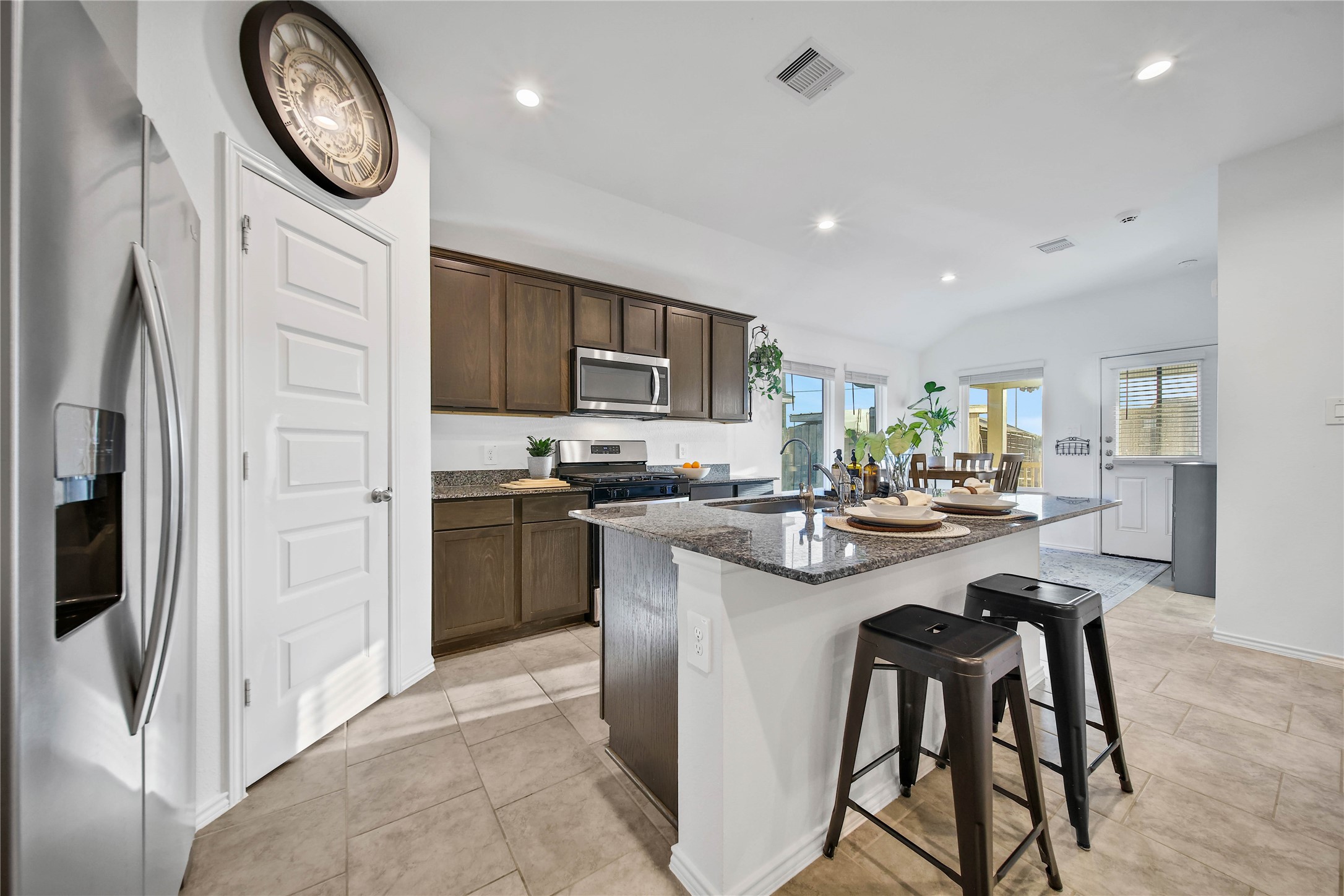 7542 Cynomys Court Property Photo 4