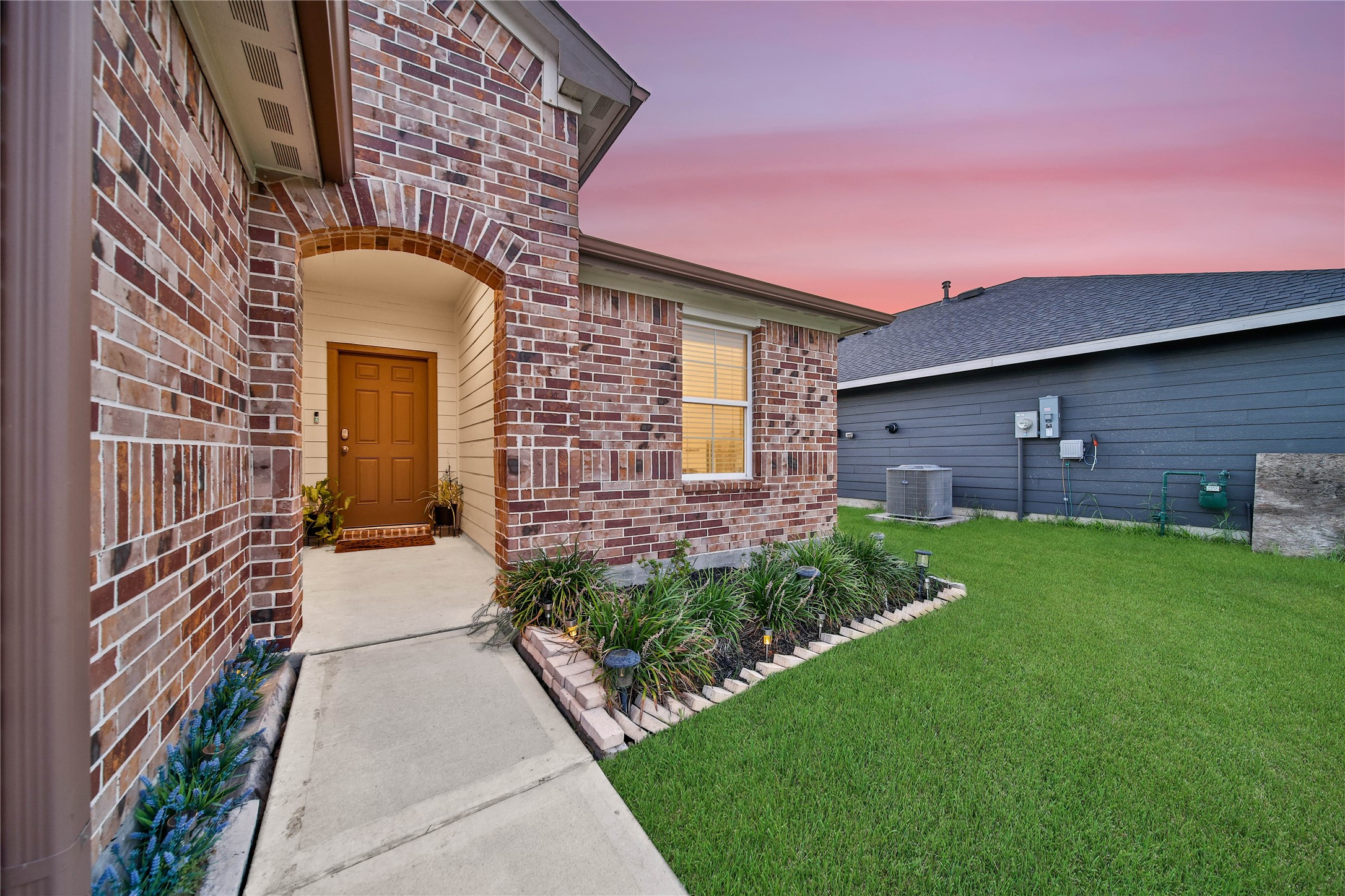7542 Cynomys Court Property Photo 6