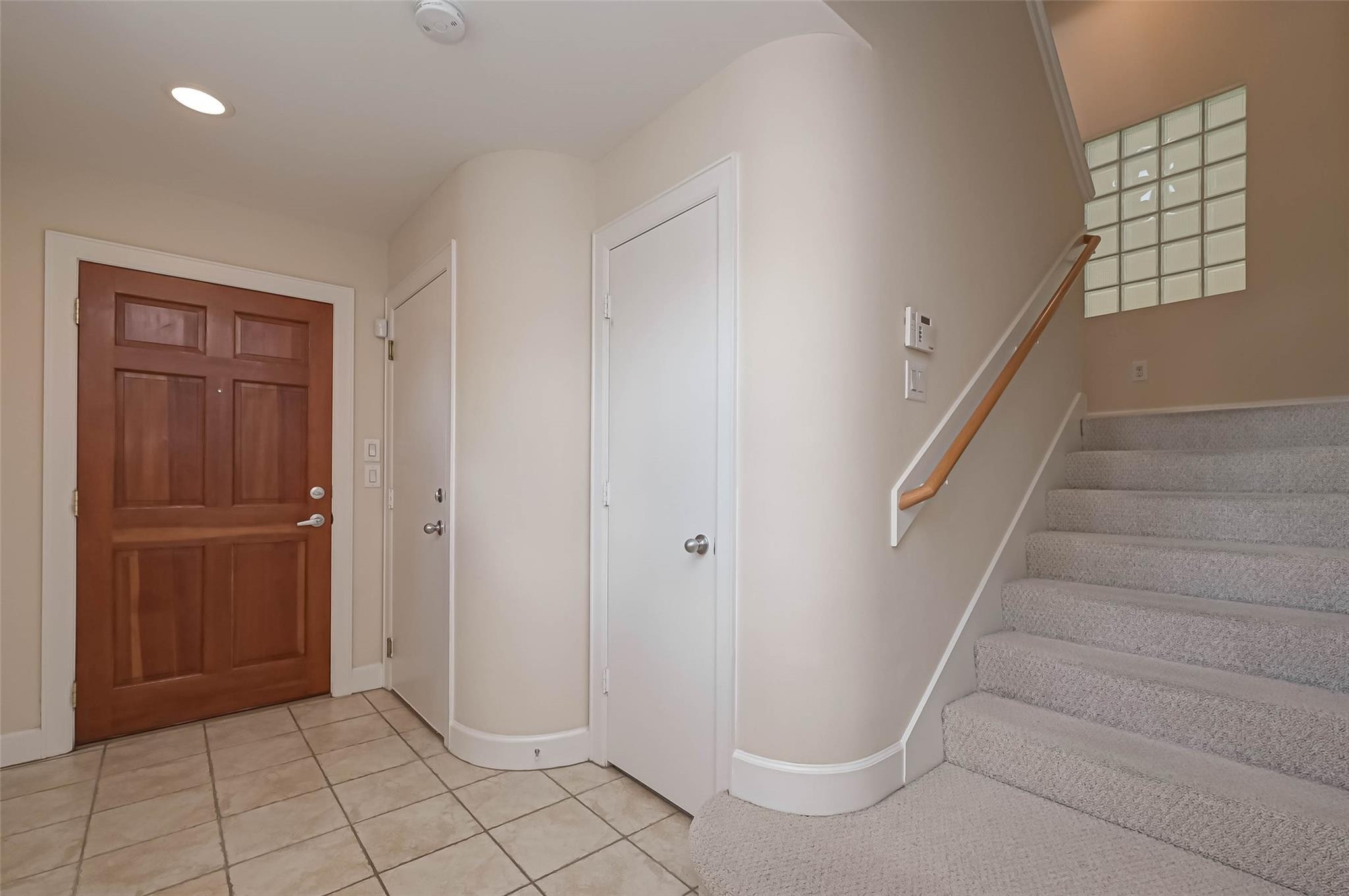 650 Westcross Street 85 Property Photo 5