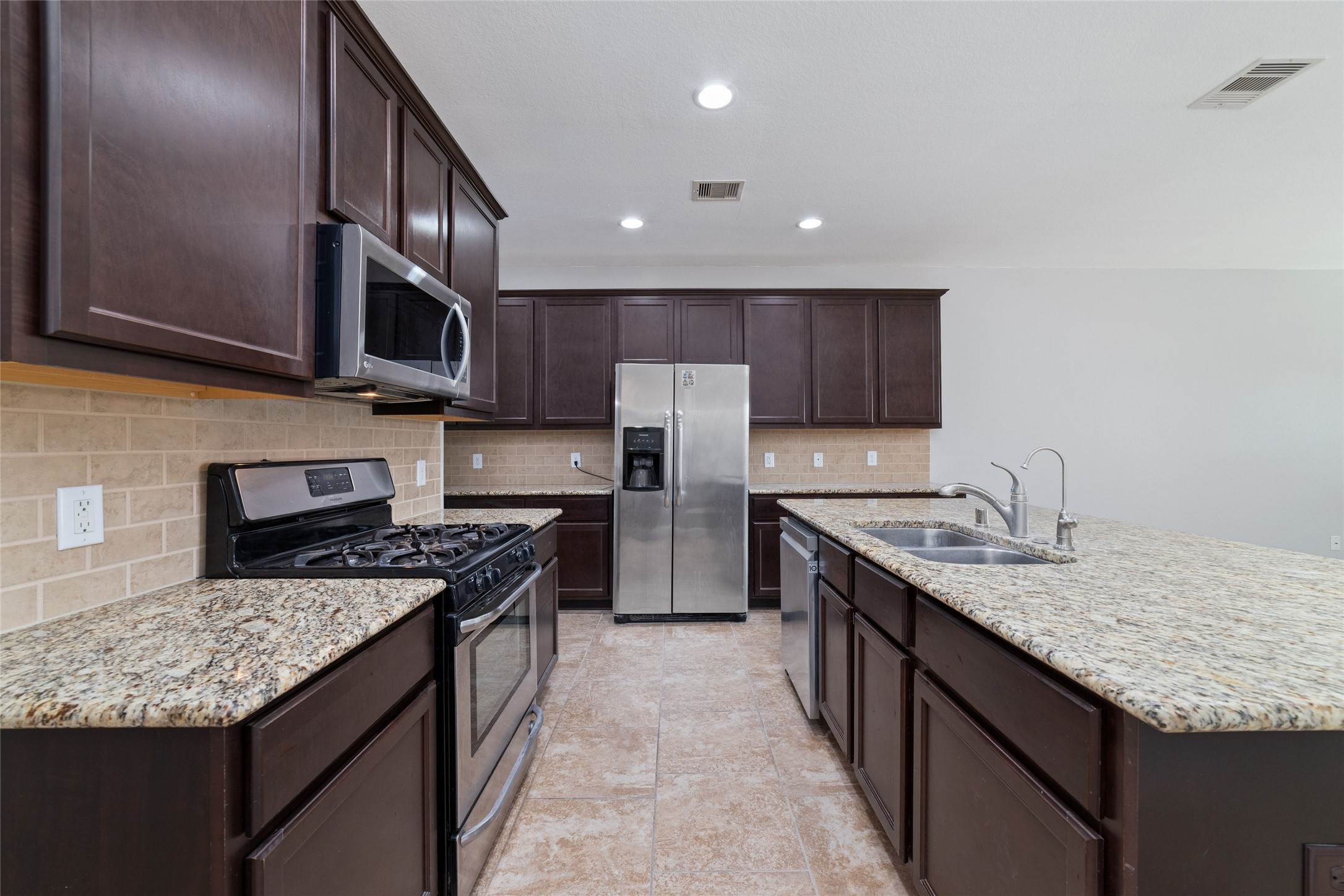 23719 San Servero Drive Property Photo 8