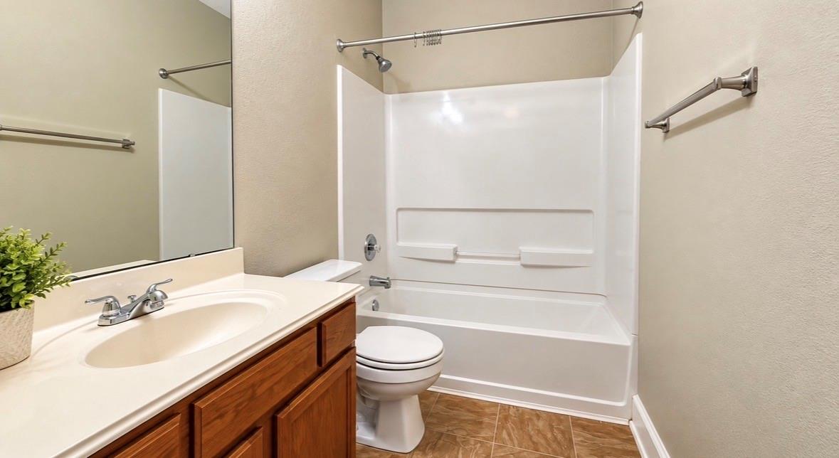 1617 Palcio Real Drive, Houston Tx 77047 Property Photo 9