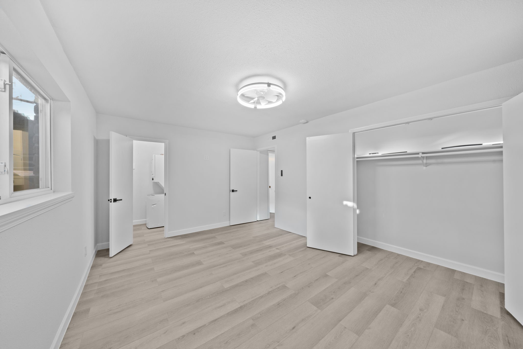 14333 Memorial Drive 56 Property Photo 12