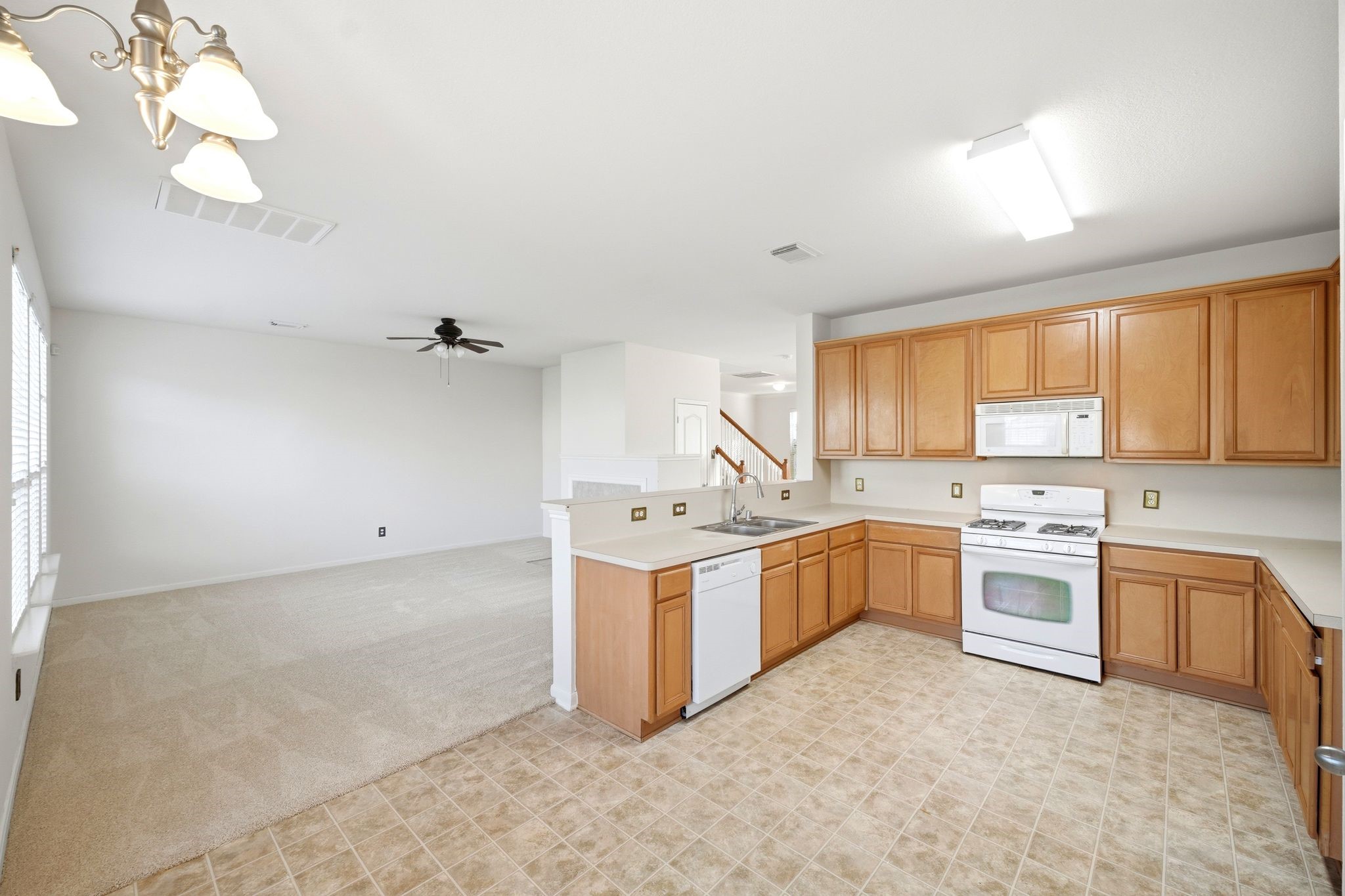 3830 Misty Falls Lane Property Photo 13