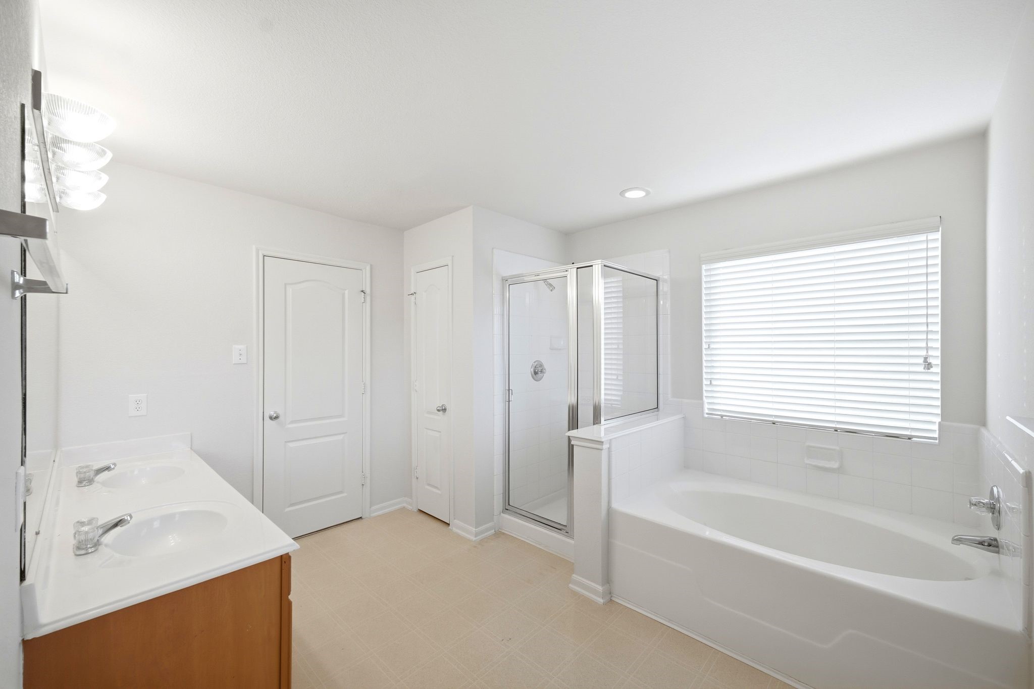 3830 Misty Falls Lane Property Photo 29