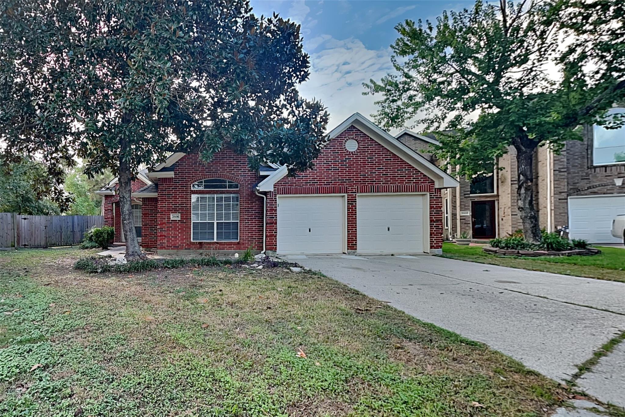 2606 Spring Chase Drive Property Photo 1