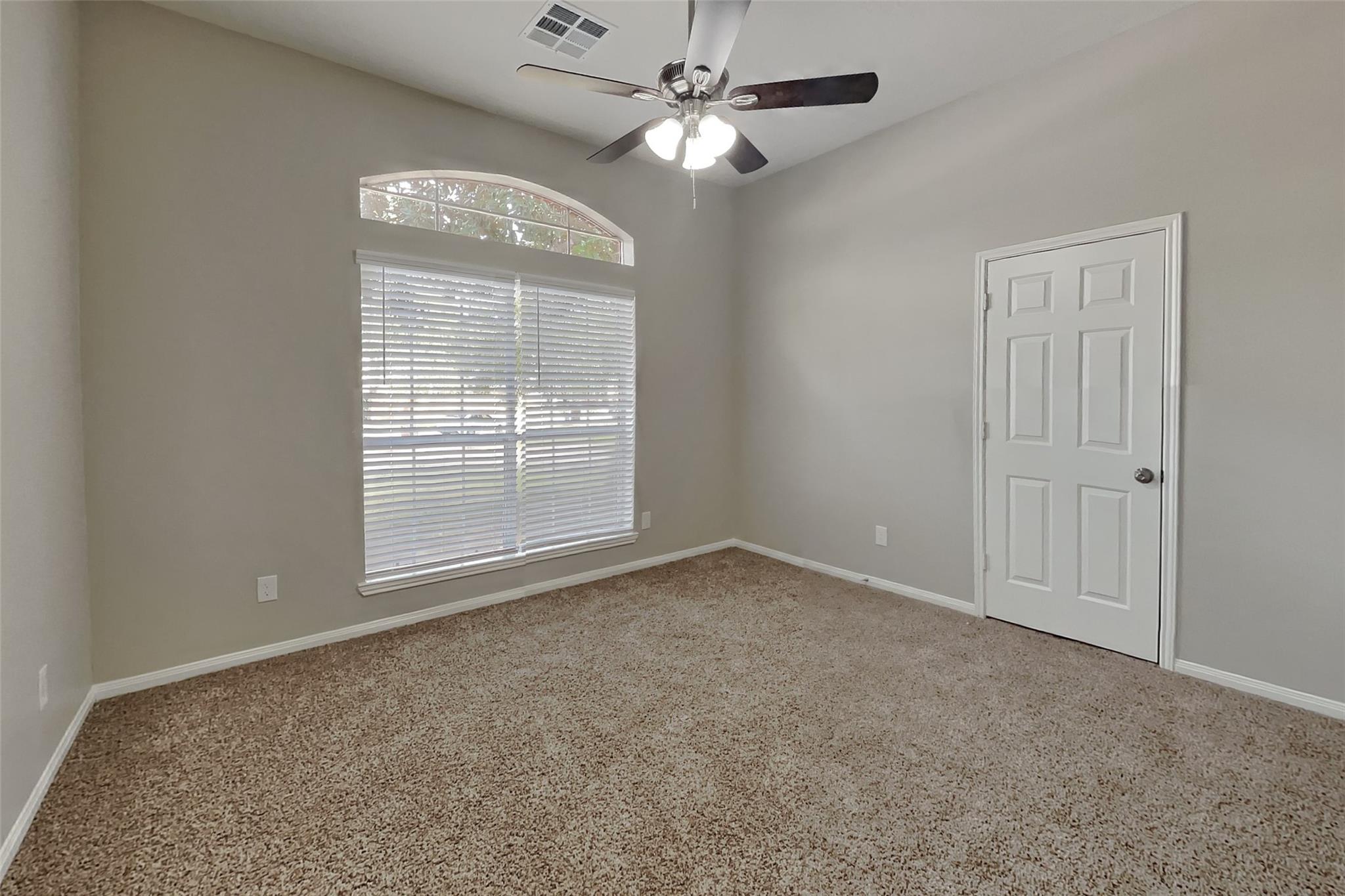 2606 Spring Chase Drive Property Photo 13