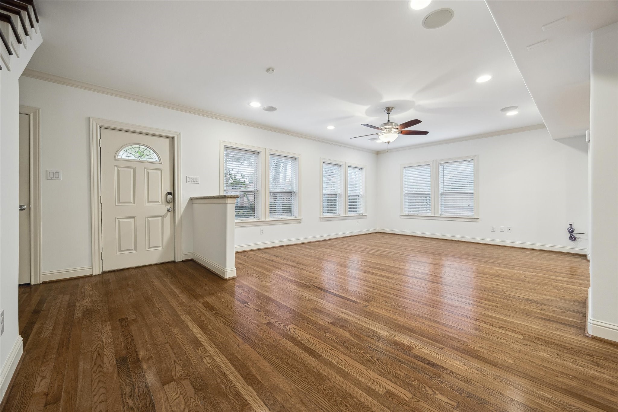 1909 W Lamar Street Property Photo 4