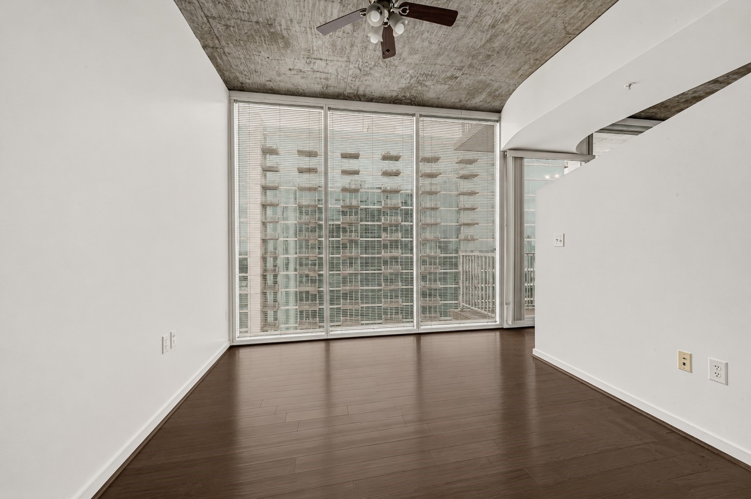 5925 Almeda Road 12308 Property Photo 13