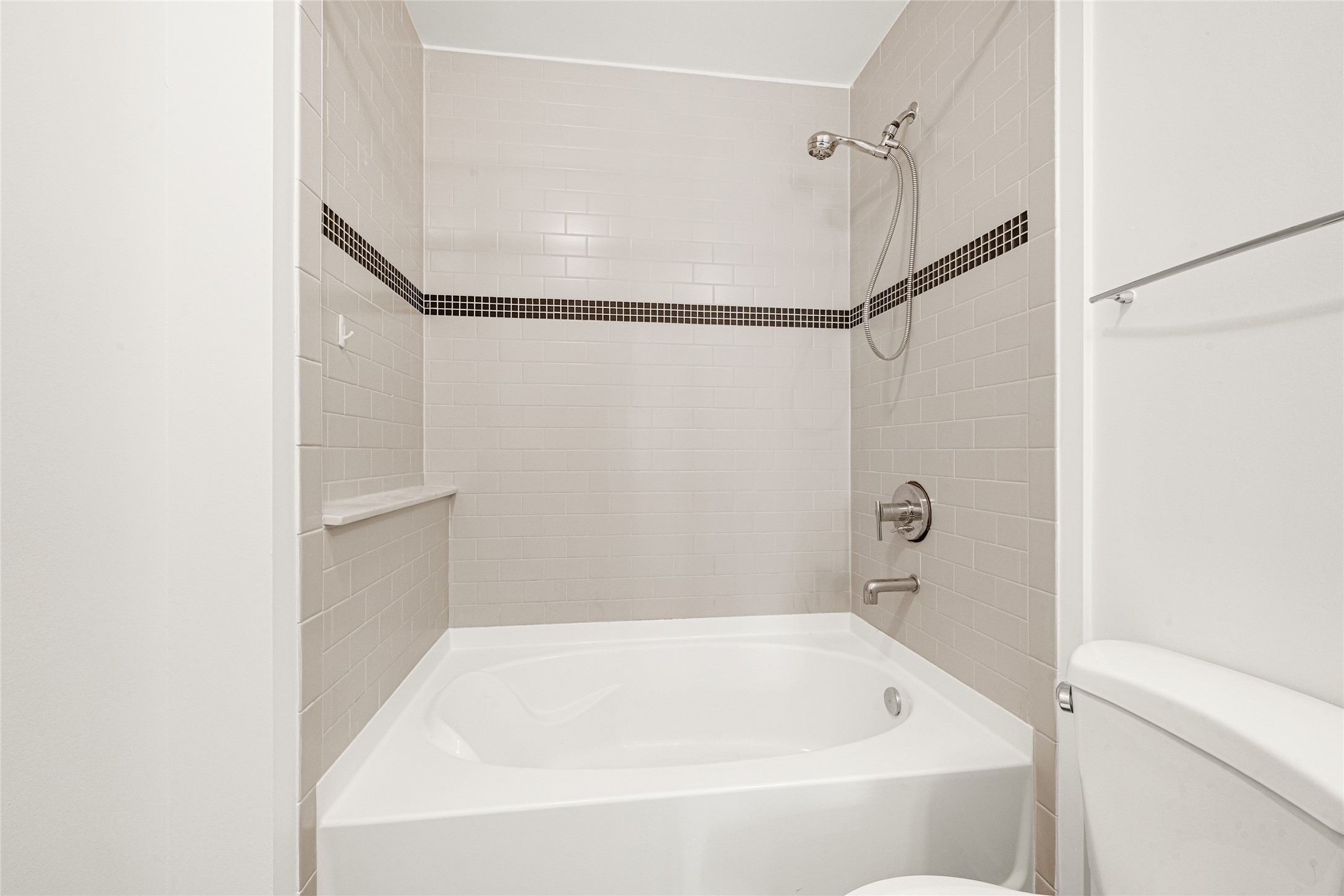 5925 Almeda Road 12308 Property Photo 17