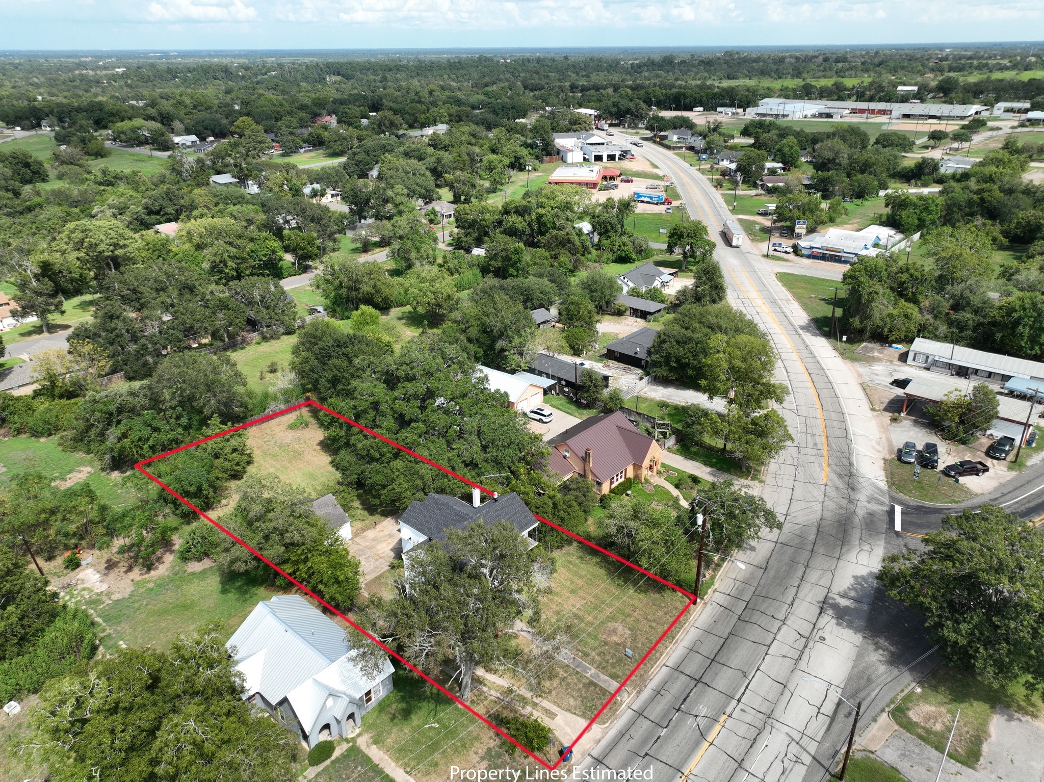 628 E Main Street Property Photo 4