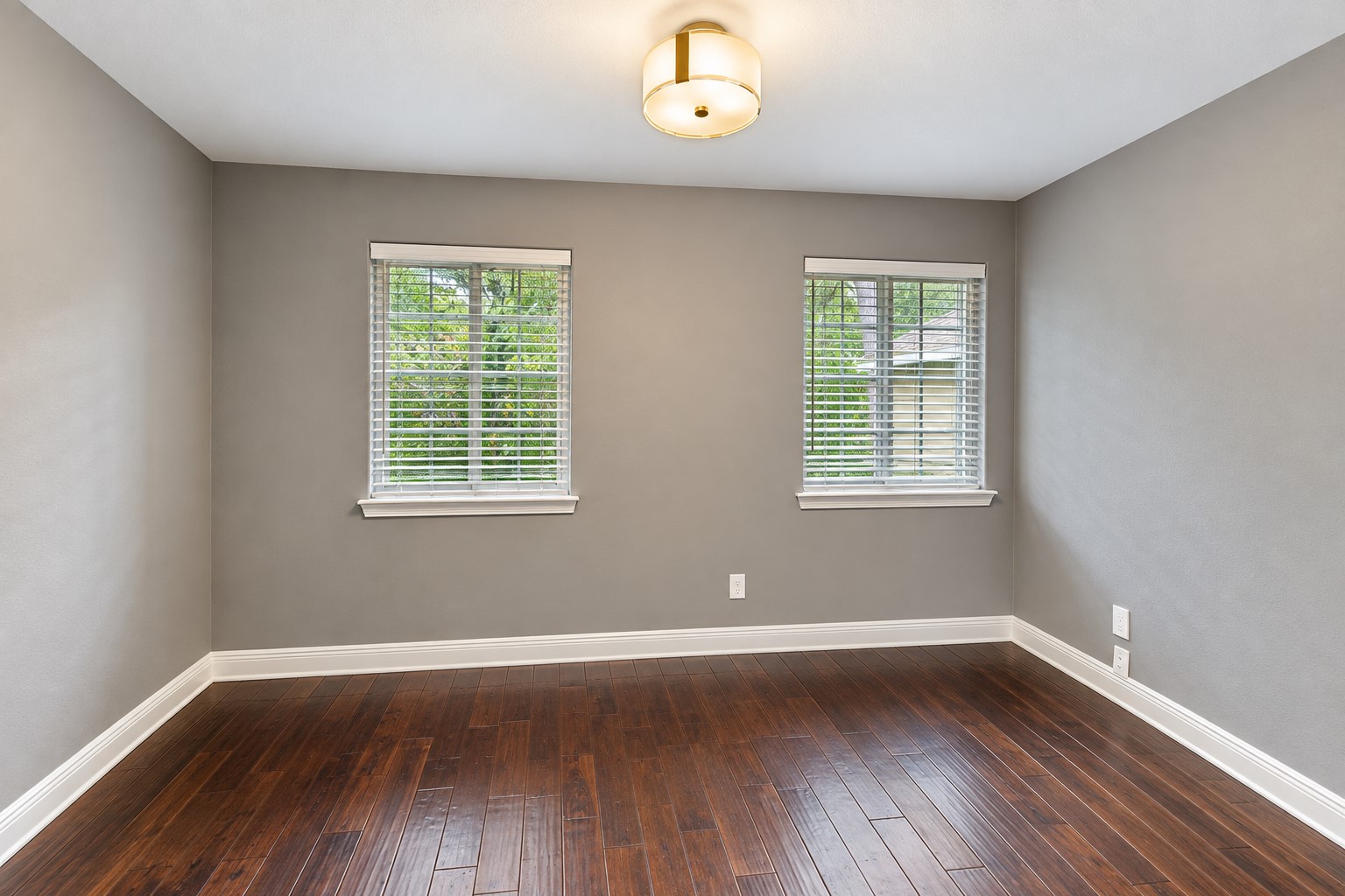 2713 N Logrun Circle Property Photo 26